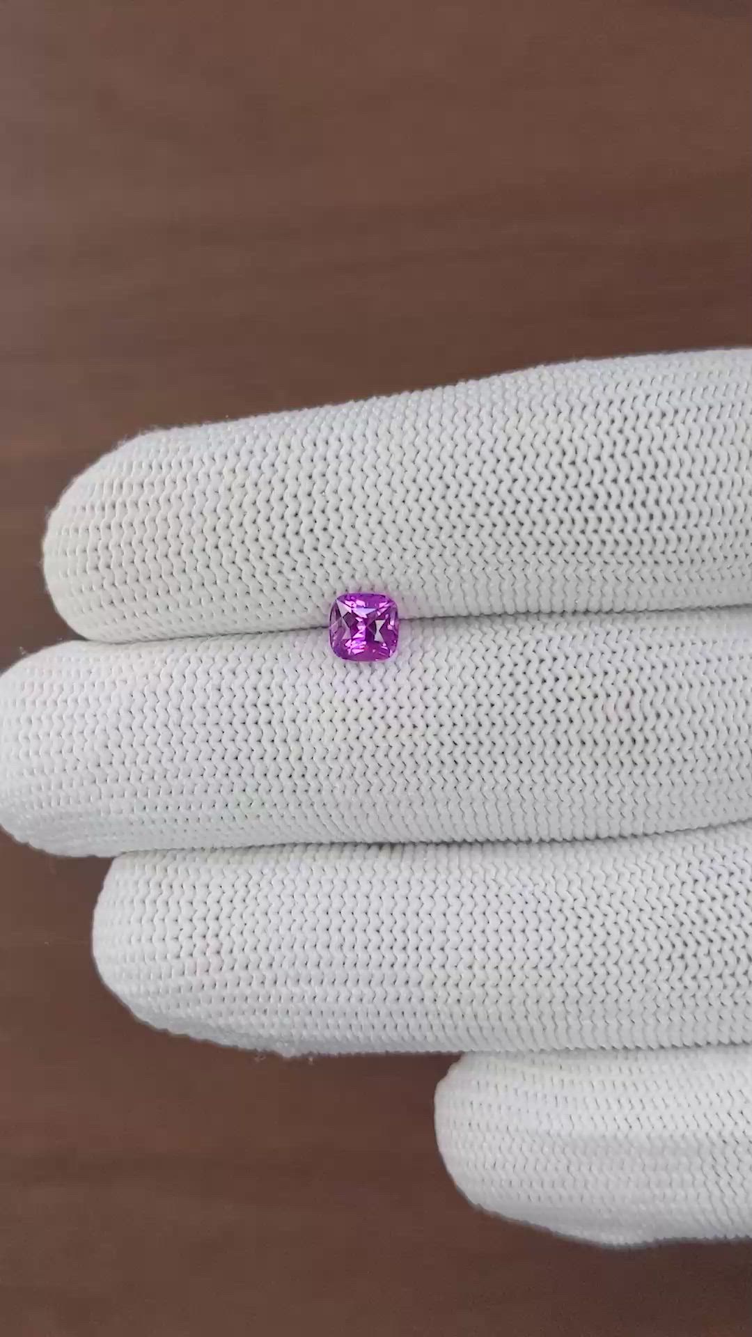 1.07 Ct. Pinkish Purple Sapphire from Ceylon (Sri Lanka) Size Video