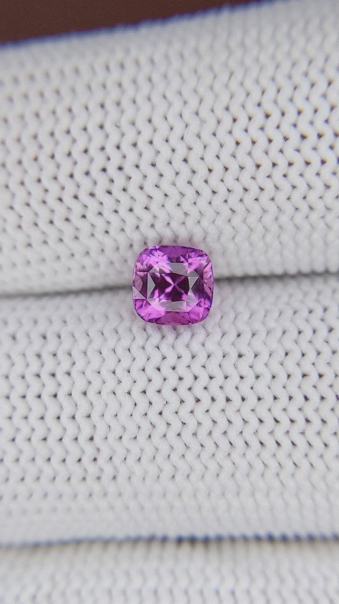 1.07 Ct. Pinkish Purple Sapphire from Ceylon (Sri Lanka) Size Video