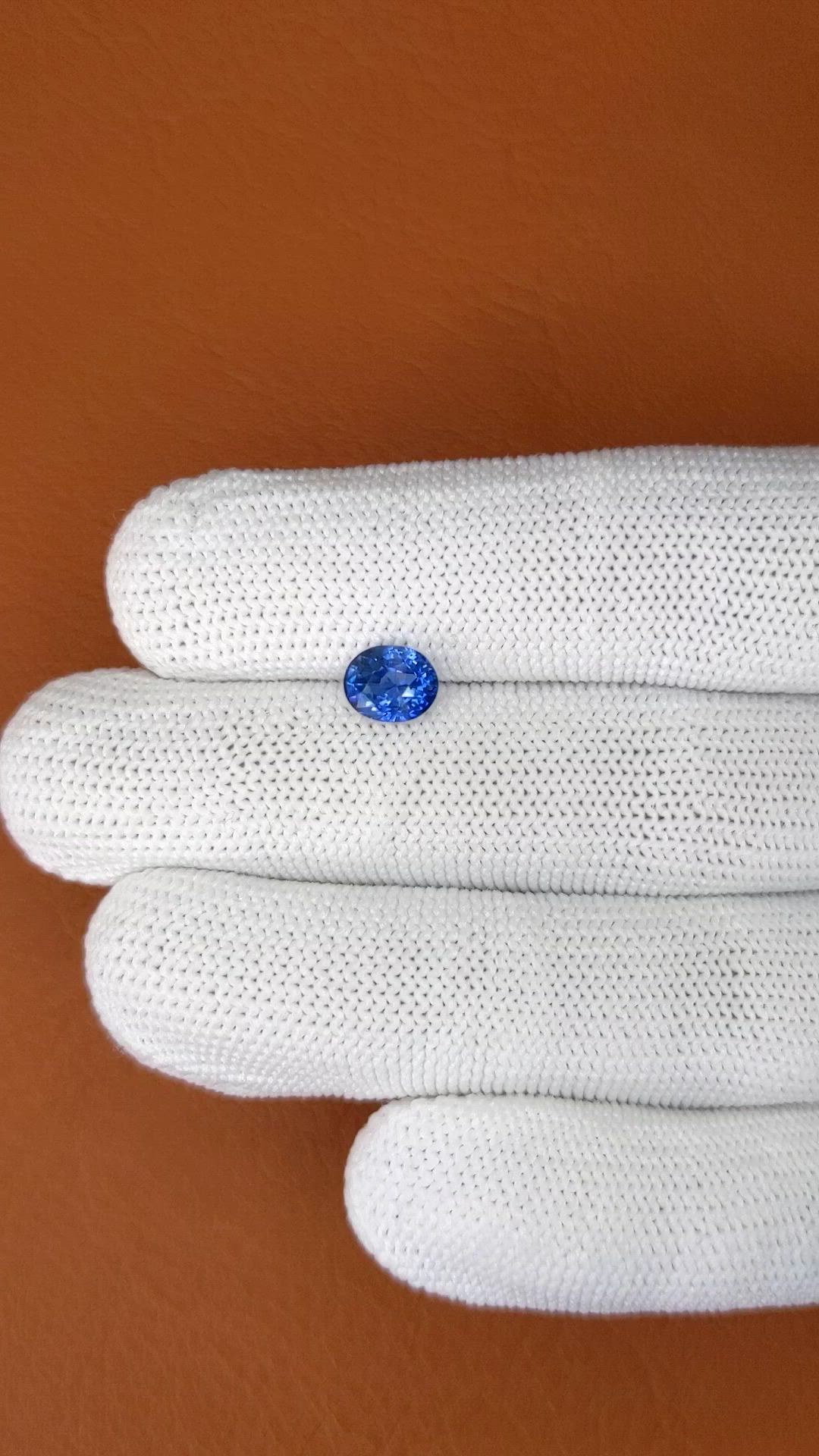 1.70 Ct. Blue Sapphire from Ceylon (Sri Lanka) Size Video