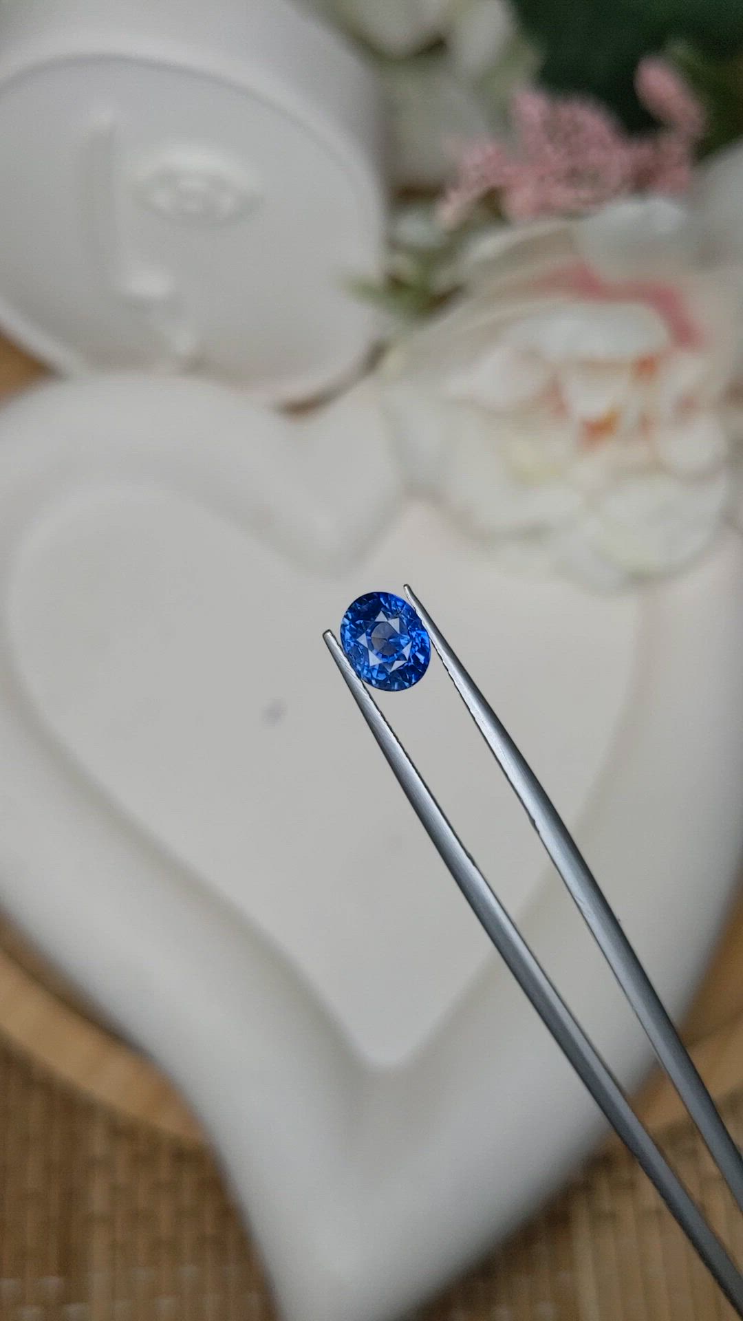 1.70 Ct. Blue Sapphire from Ceylon (Sri Lanka) Size Video