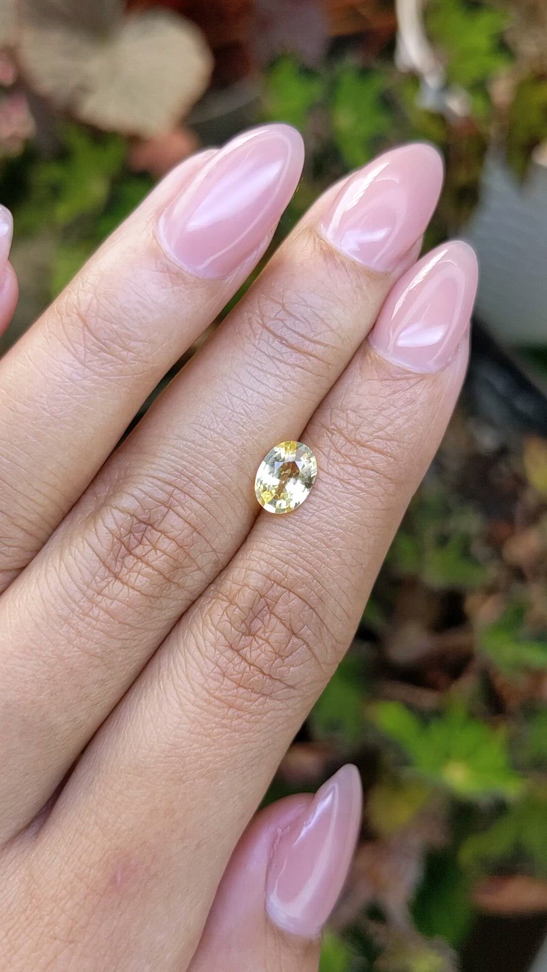 1.18 Ct. Yellow Sapphire from Ceylon (Sri Lanka) Size Video