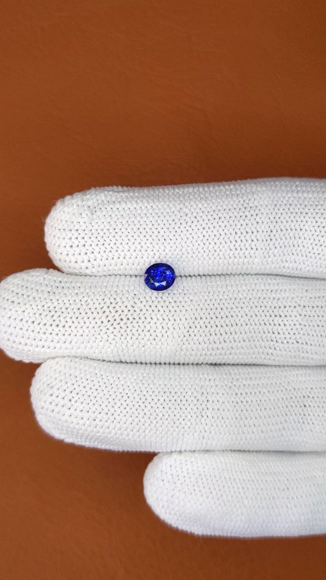 0.89 Ct. Blue Sapphire from Ceylon (Sri Lanka) Size Video