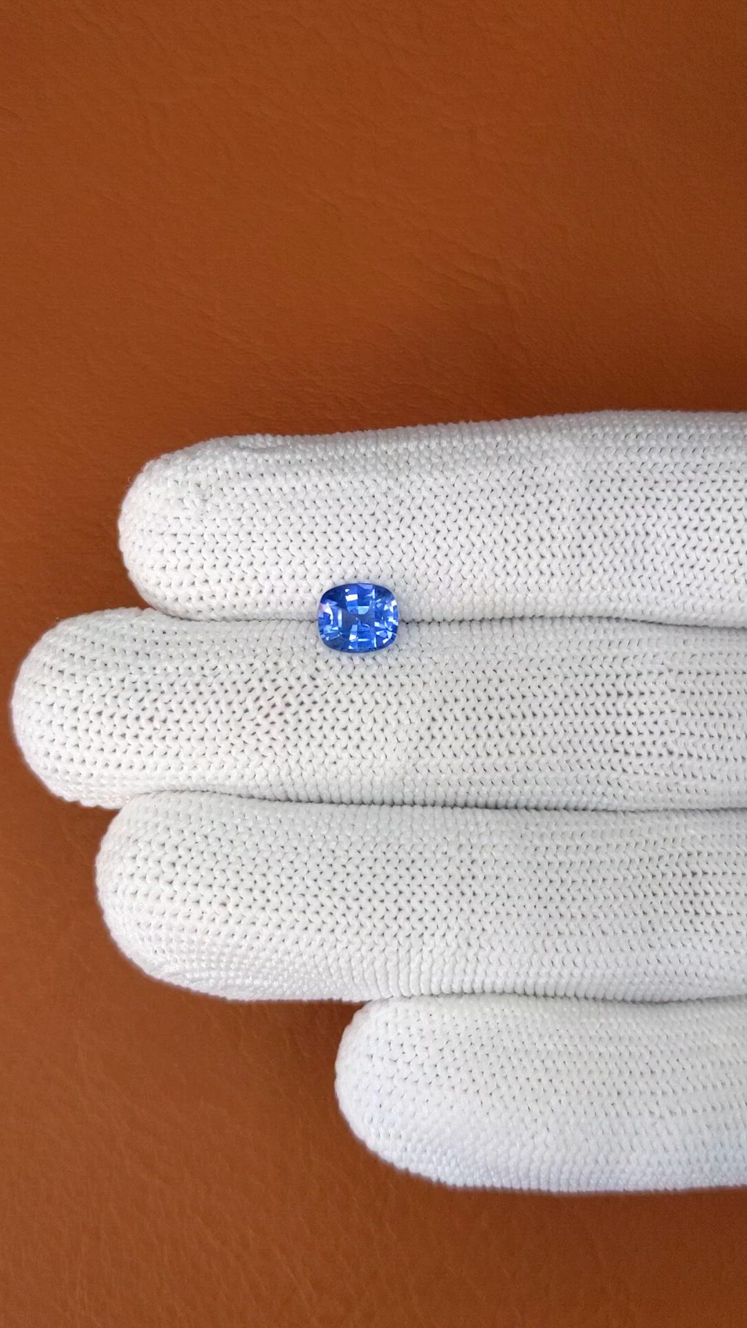 1.24 Ct. Blue Sapphire from Ceylon (Sri Lanka) Size Video