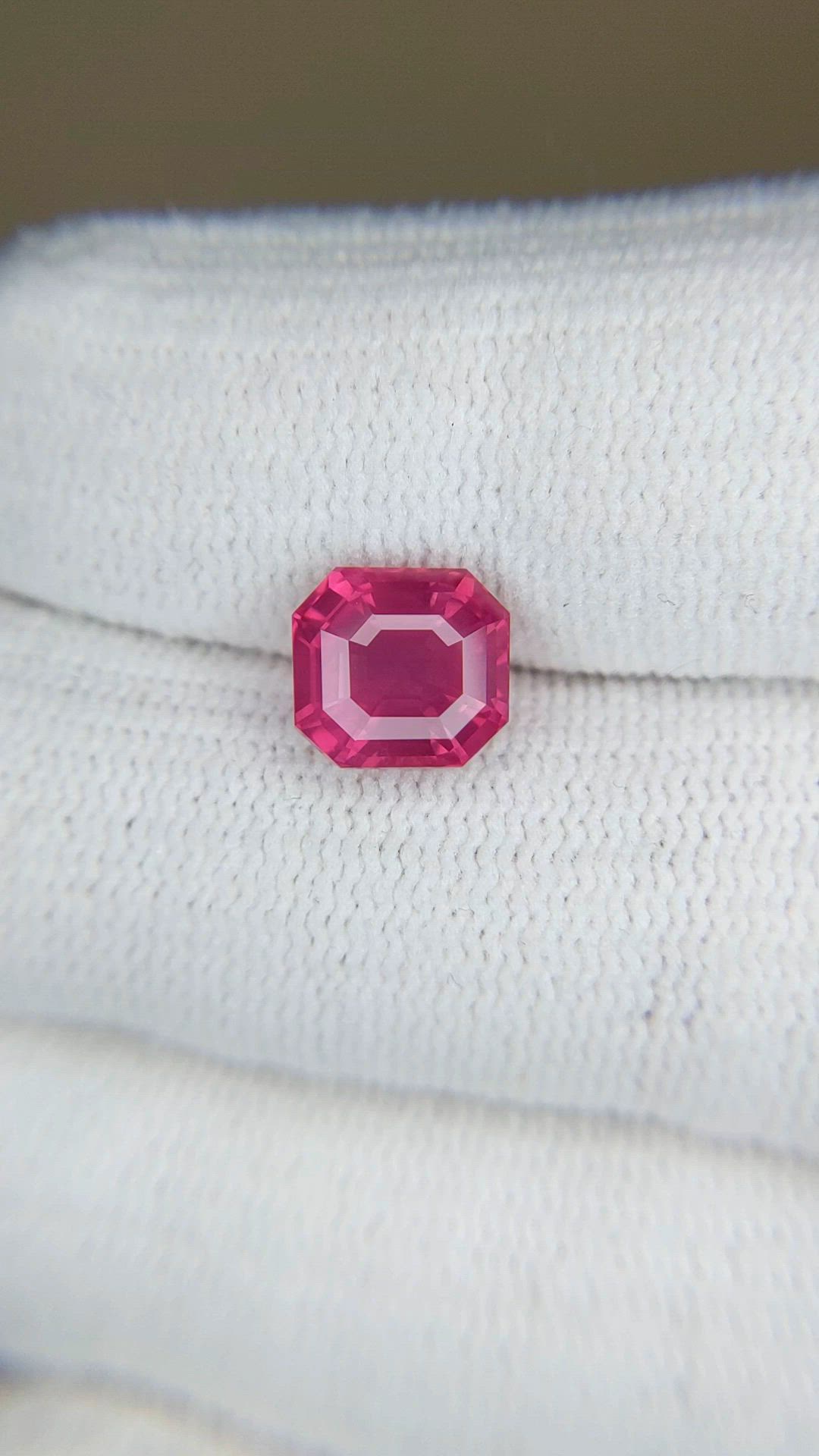 3.04 Ct. Pink Sapphire from Ceylon (Sri Lanka) Size Video