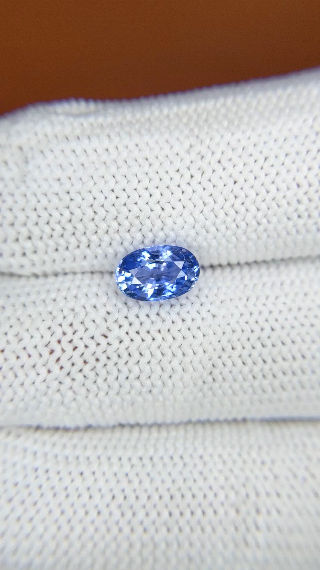 1.41 Ct. Blue Sapphire from Ceylon (Sri Lanka) Size Video