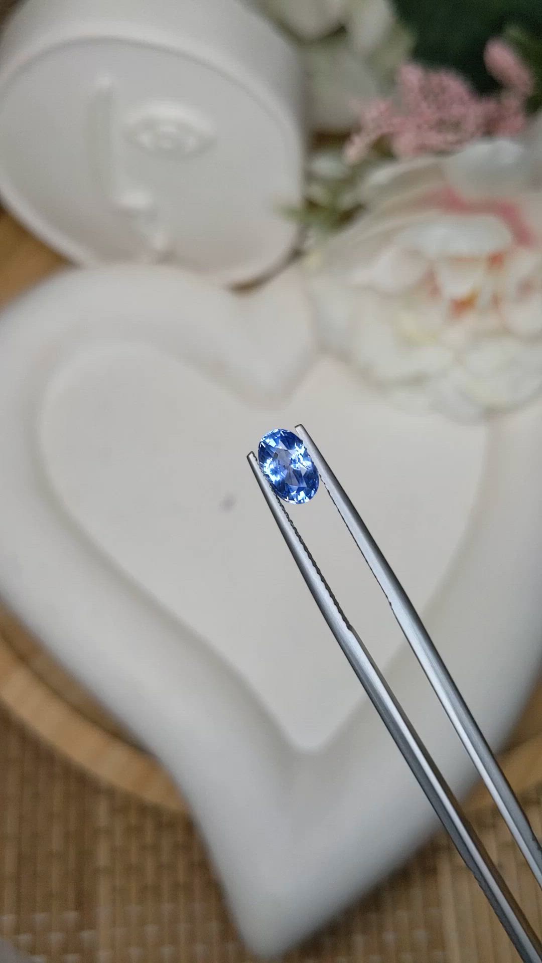 1.41 Ct. Blue Sapphire from Ceylon (Sri Lanka) Size Video