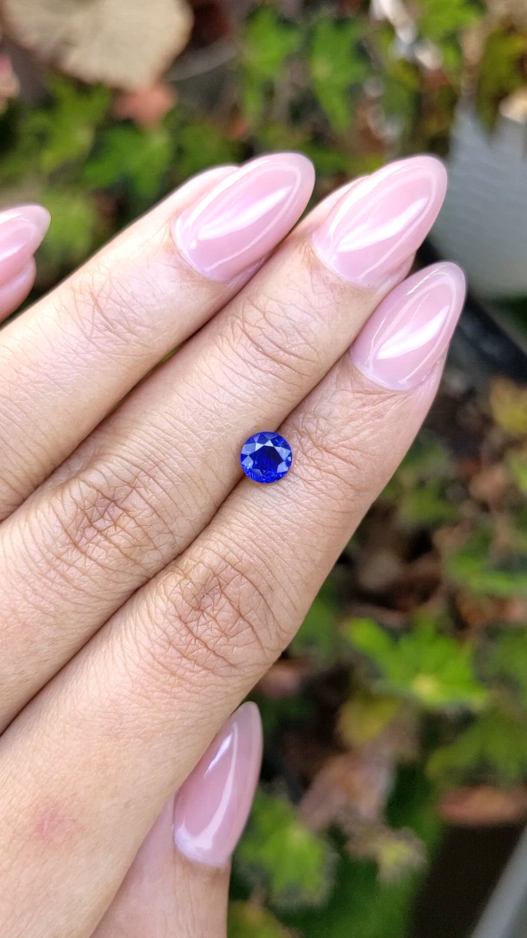 0.91 Ct. Blue Sapphire from Ceylon (Sri Lanka) Size Video