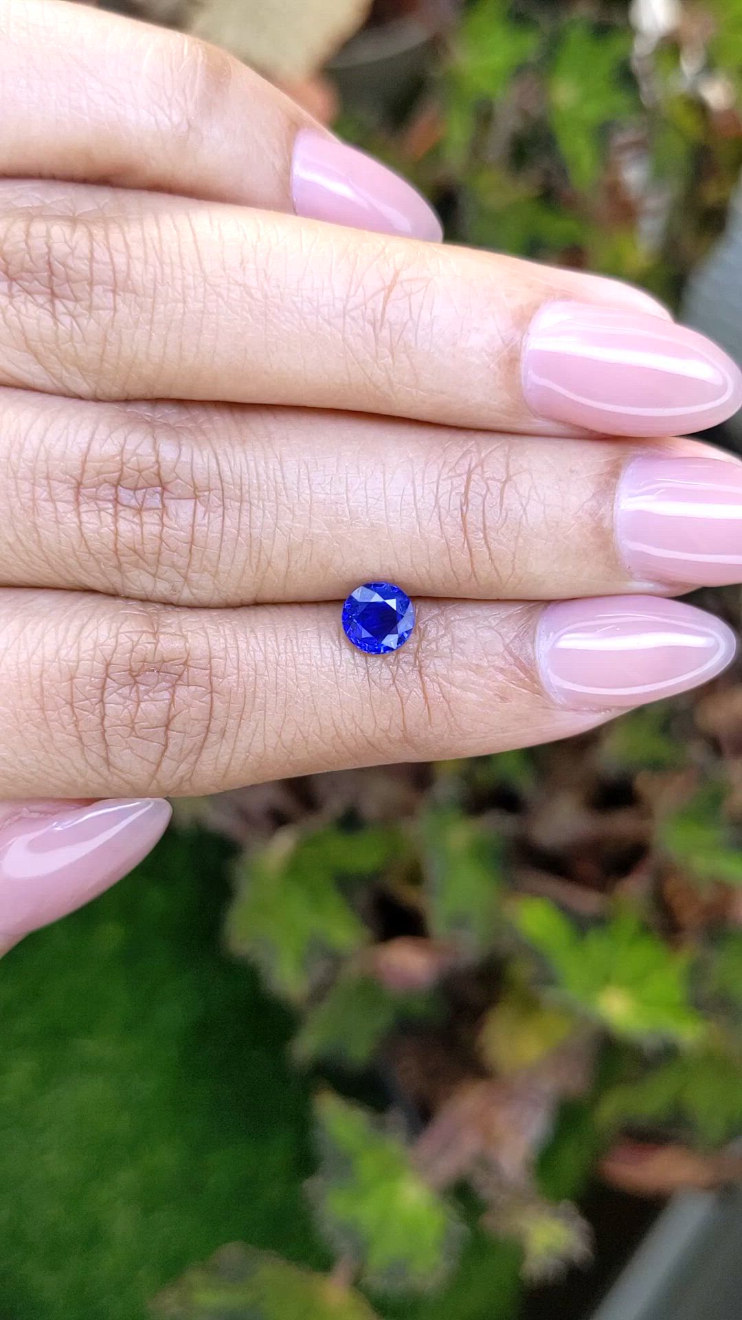 0.91 Ct. Blue Sapphire from Ceylon (Sri Lanka) Size Video