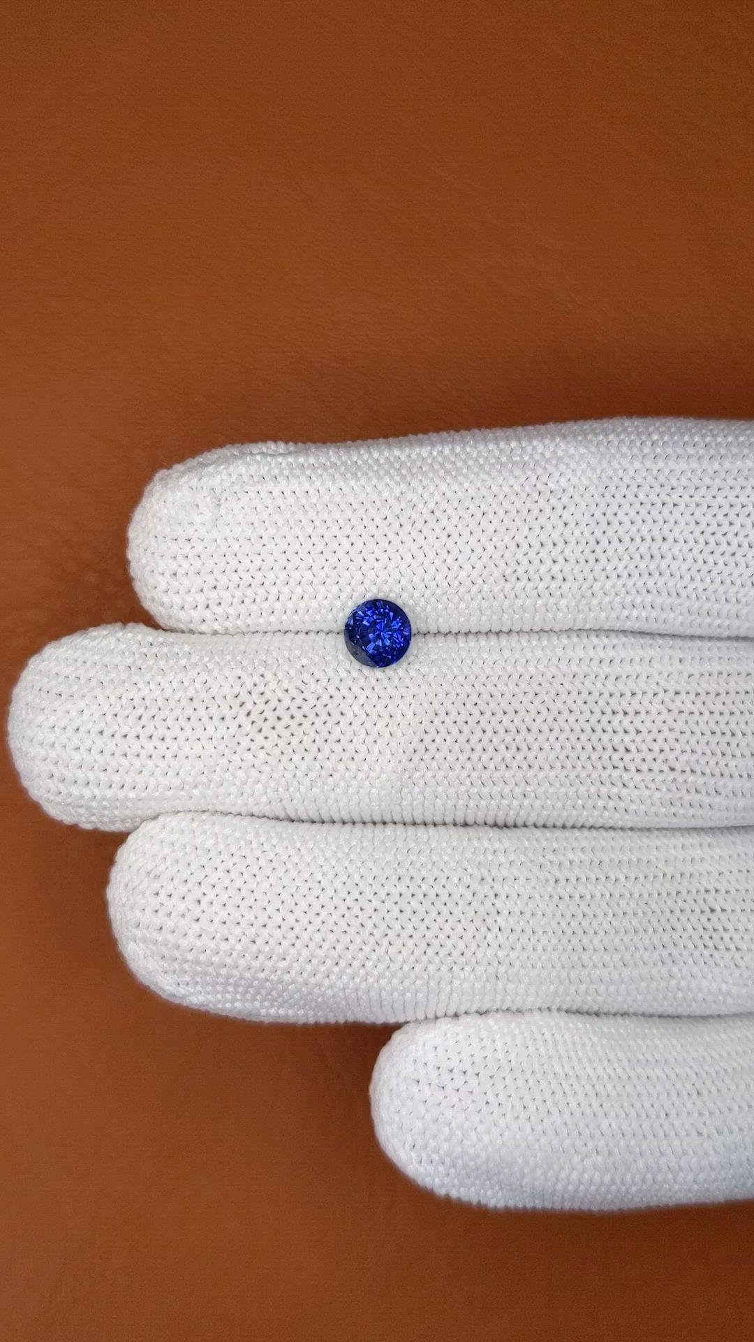 0.97 Ct. Blue Sapphire from Ceylon (Sri Lanka) Size Video