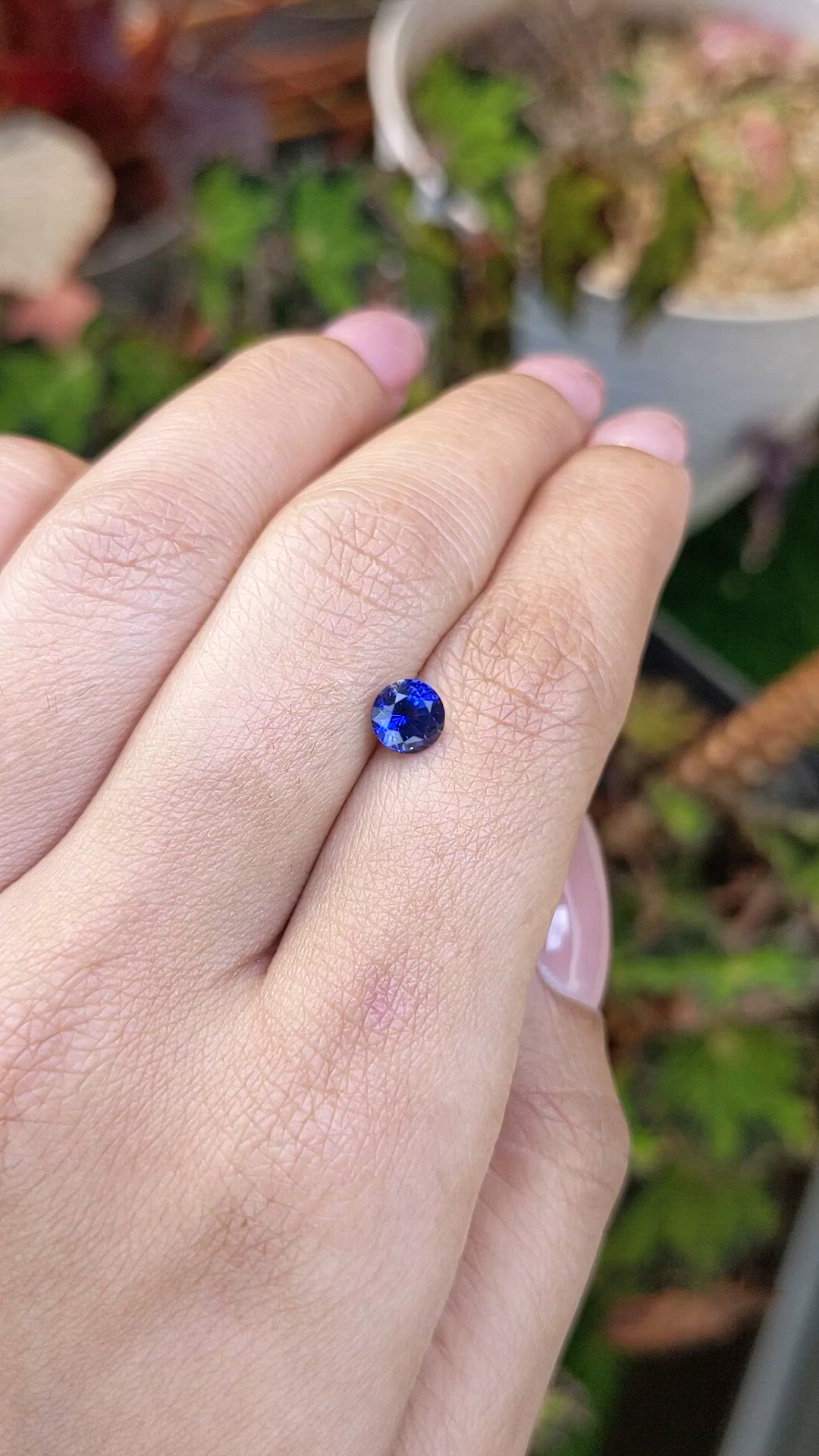 0.97 Ct. Blue Sapphire from Ceylon (Sri Lanka) Size Video