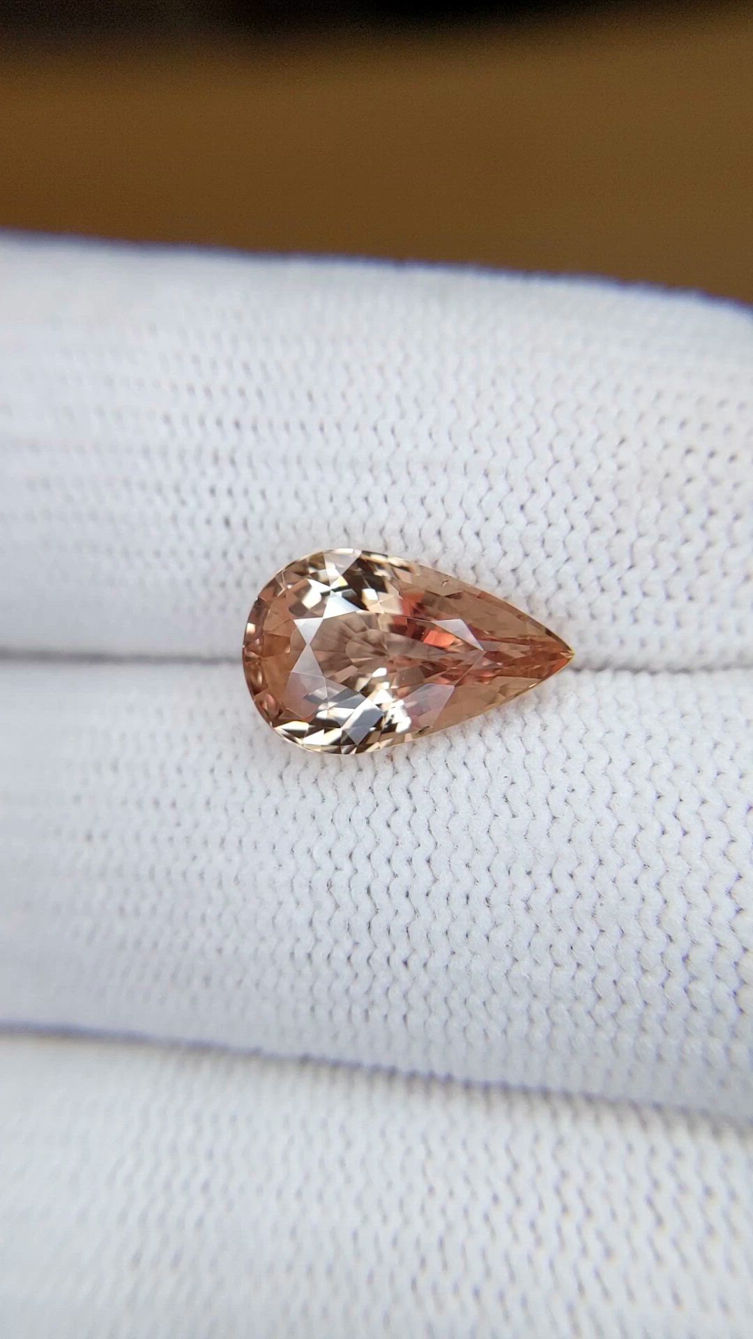 4.02 Ct. Padparadscha Sapphire from Madagascar Size Video