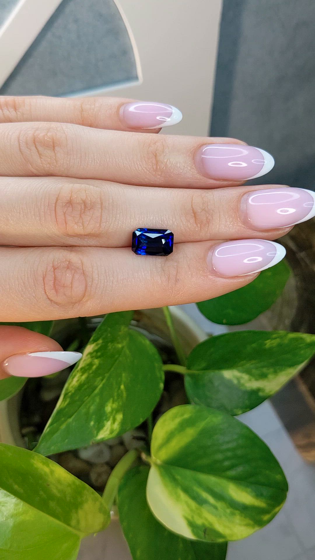 4.52 Ct. Blue Sapphire from Ceylon (Sri Lanka) Size Video