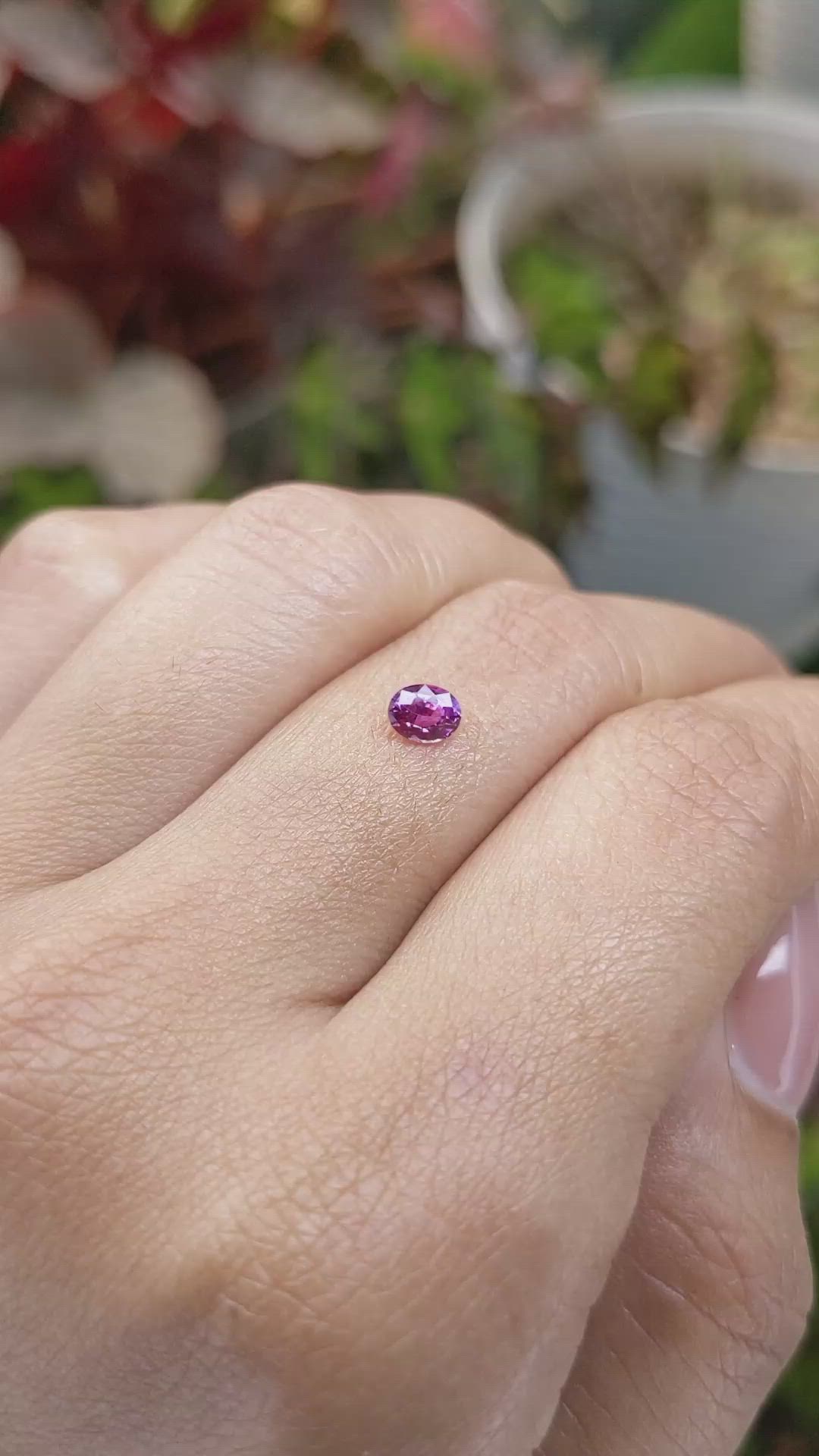 0.40 Ct. Pinkish Purple Sapphire from Ceylon (Sri Lanka) Size Video