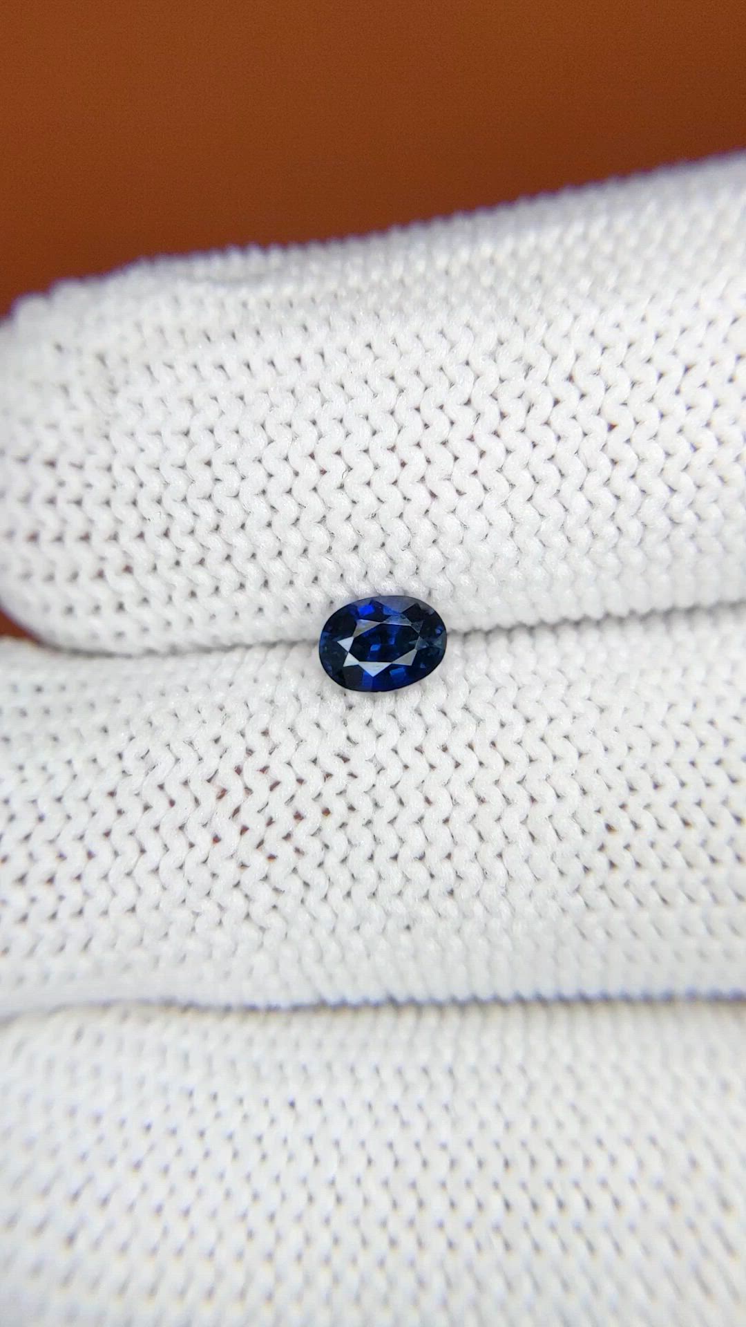0.47 Ct. Blue Sapphire from Ceylon (Sri Lanka) Size Video
