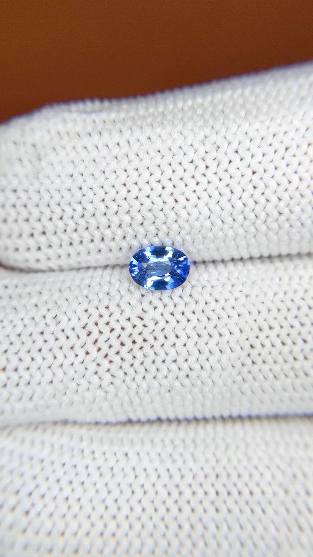 0.50 Ct. Blue Sapphire from Ceylon (Sri Lanka) Size Video