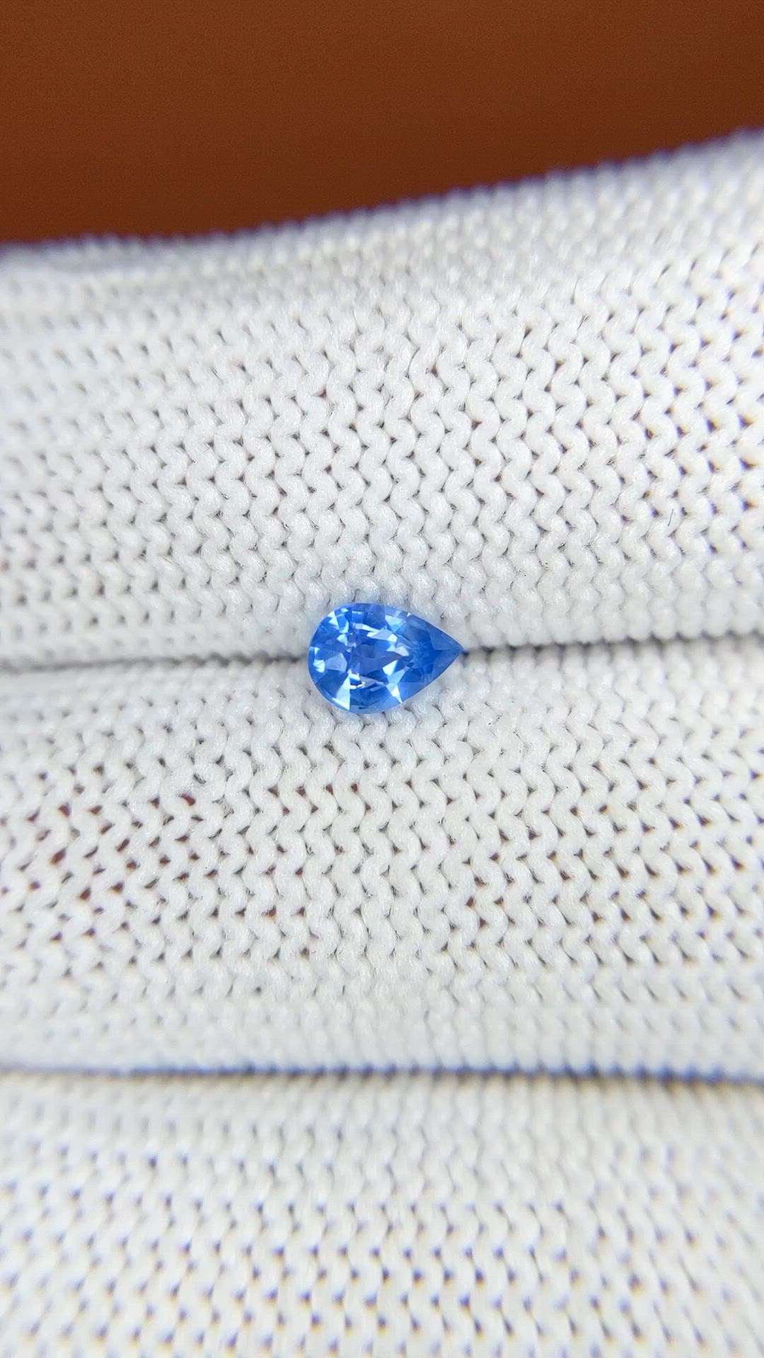 0.45 Ct. Blue Sapphire from Ceylon (Sri Lanka) Size Video