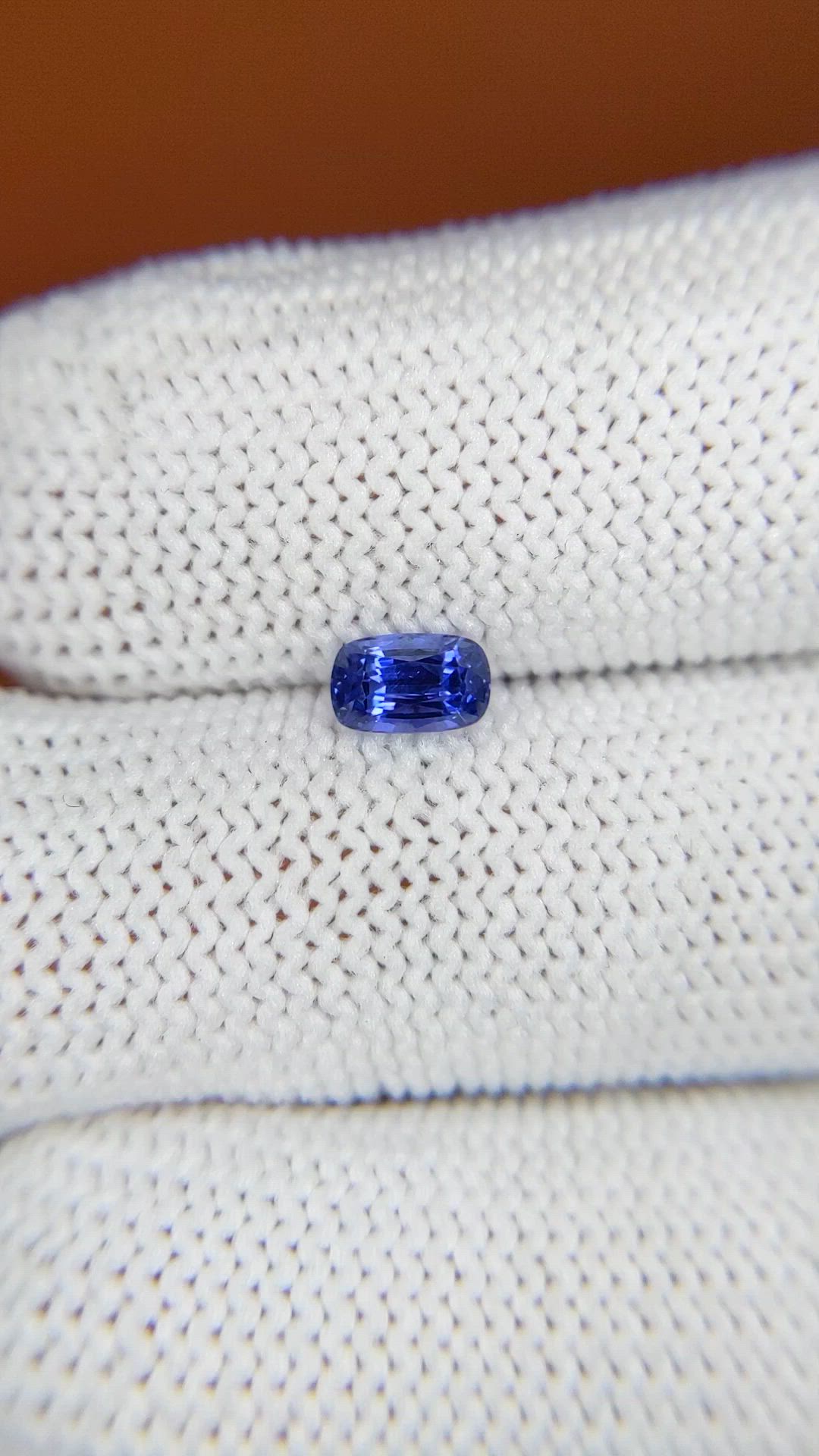 0.60 Ct. Blue Sapphire from Ceylon (Sri Lanka) Size Video