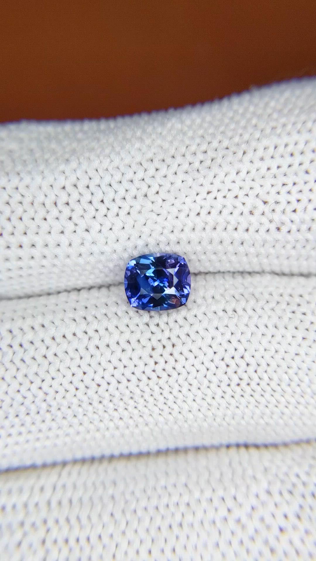 1.16 Ct. Purplish Blue Sapphire from Ceylon (Sri Lanka) Size Video