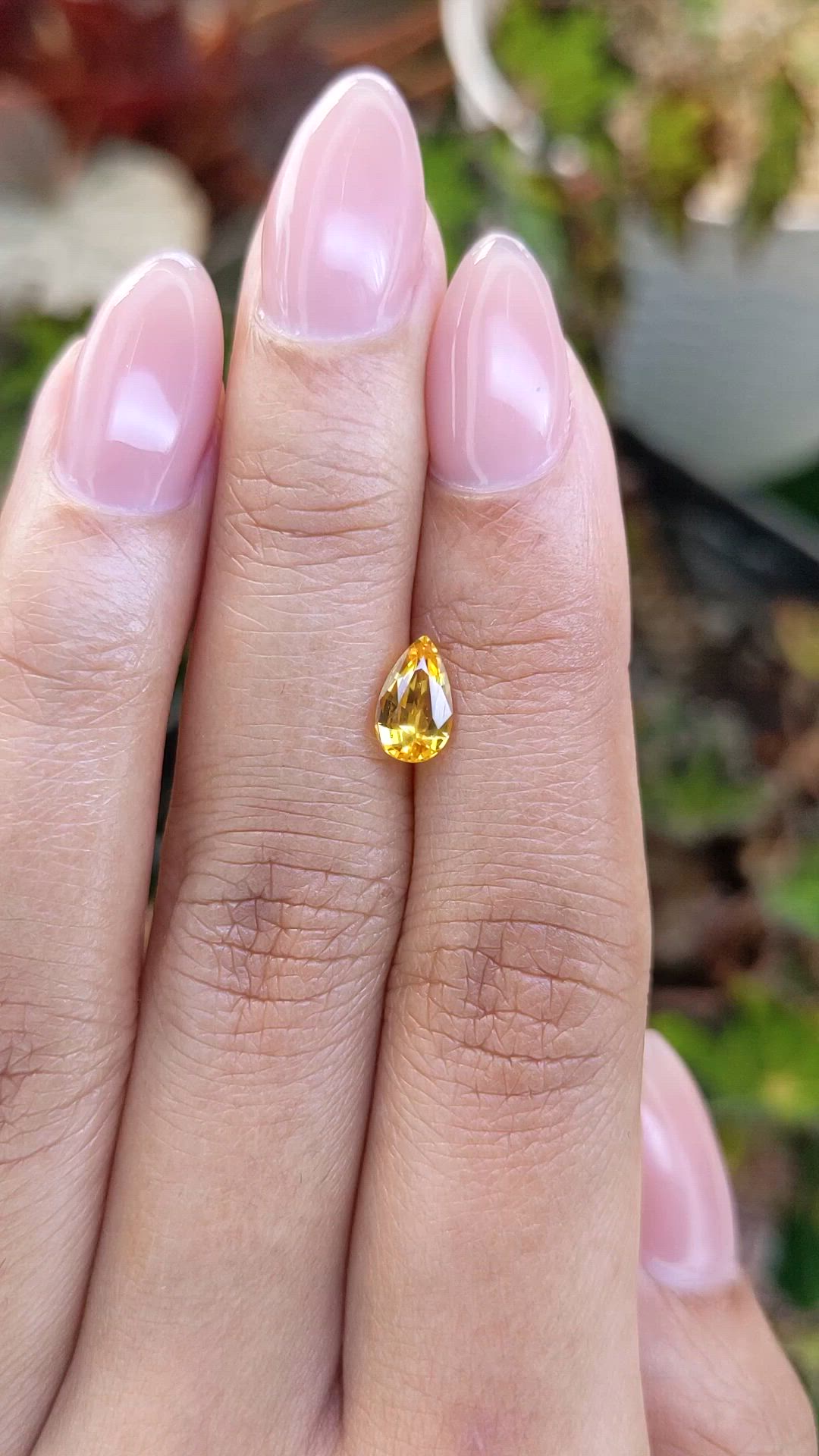 0.97 Ct. Yellow Sapphire from Ceylon (Sri Lanka) Size Video