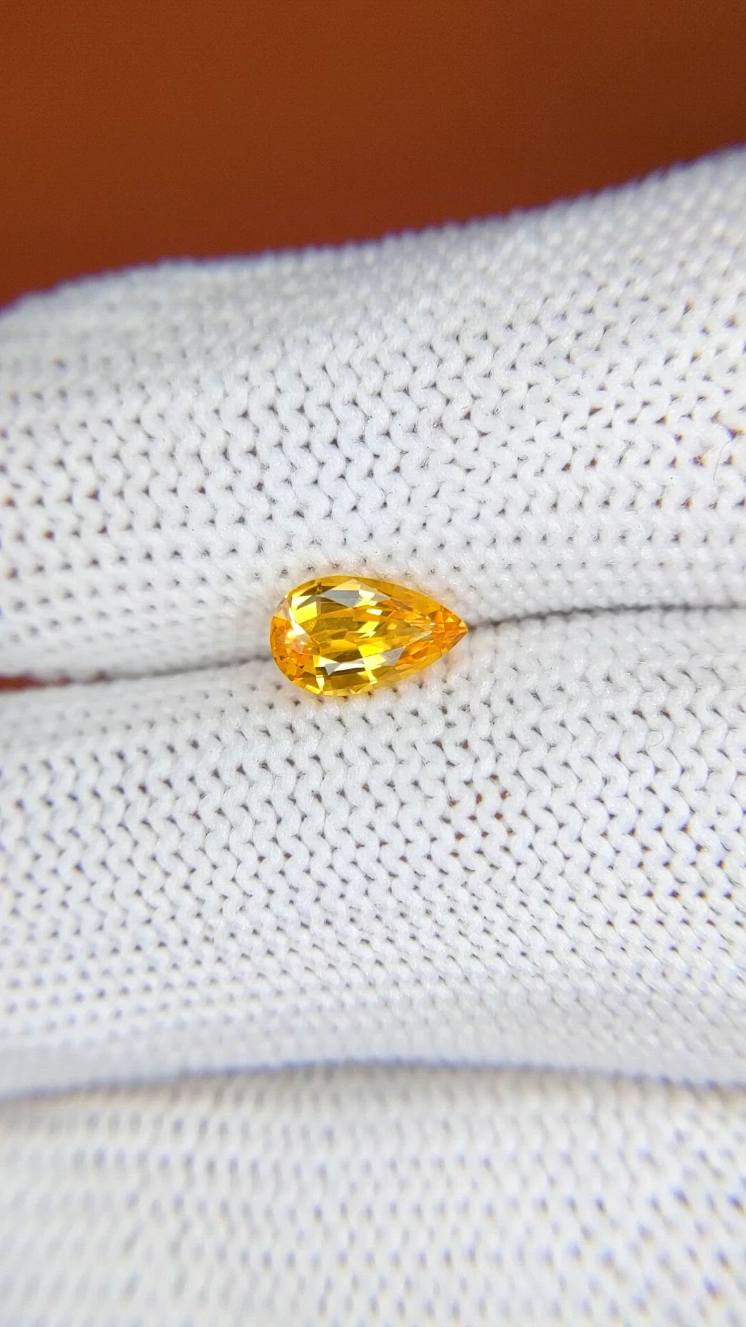 0.97 Ct. Yellow Sapphire from Ceylon (Sri Lanka) Size Video