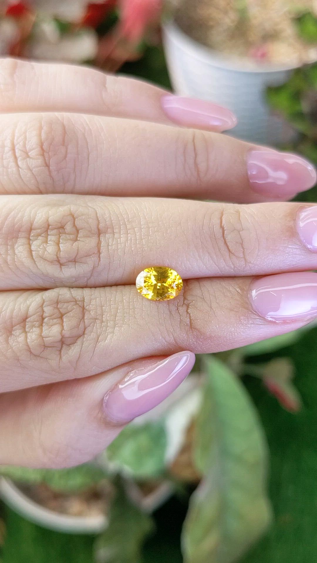 1.18 Ct. Yellow Sapphire from Ceylon (Sri Lanka) Size Video