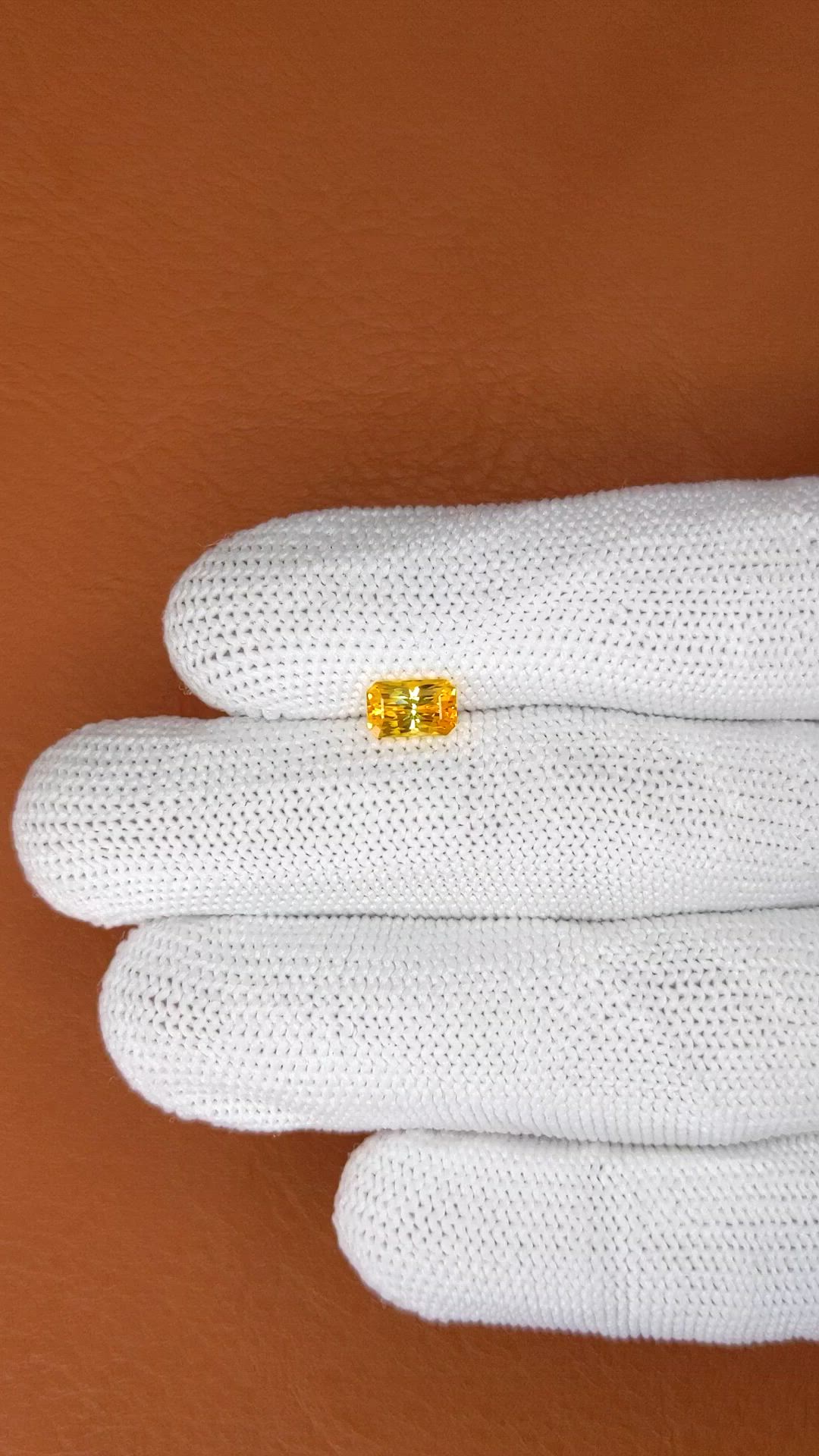 1.08 Ct. Yellow Sapphire from Ceylon (Sri Lanka) Size Video