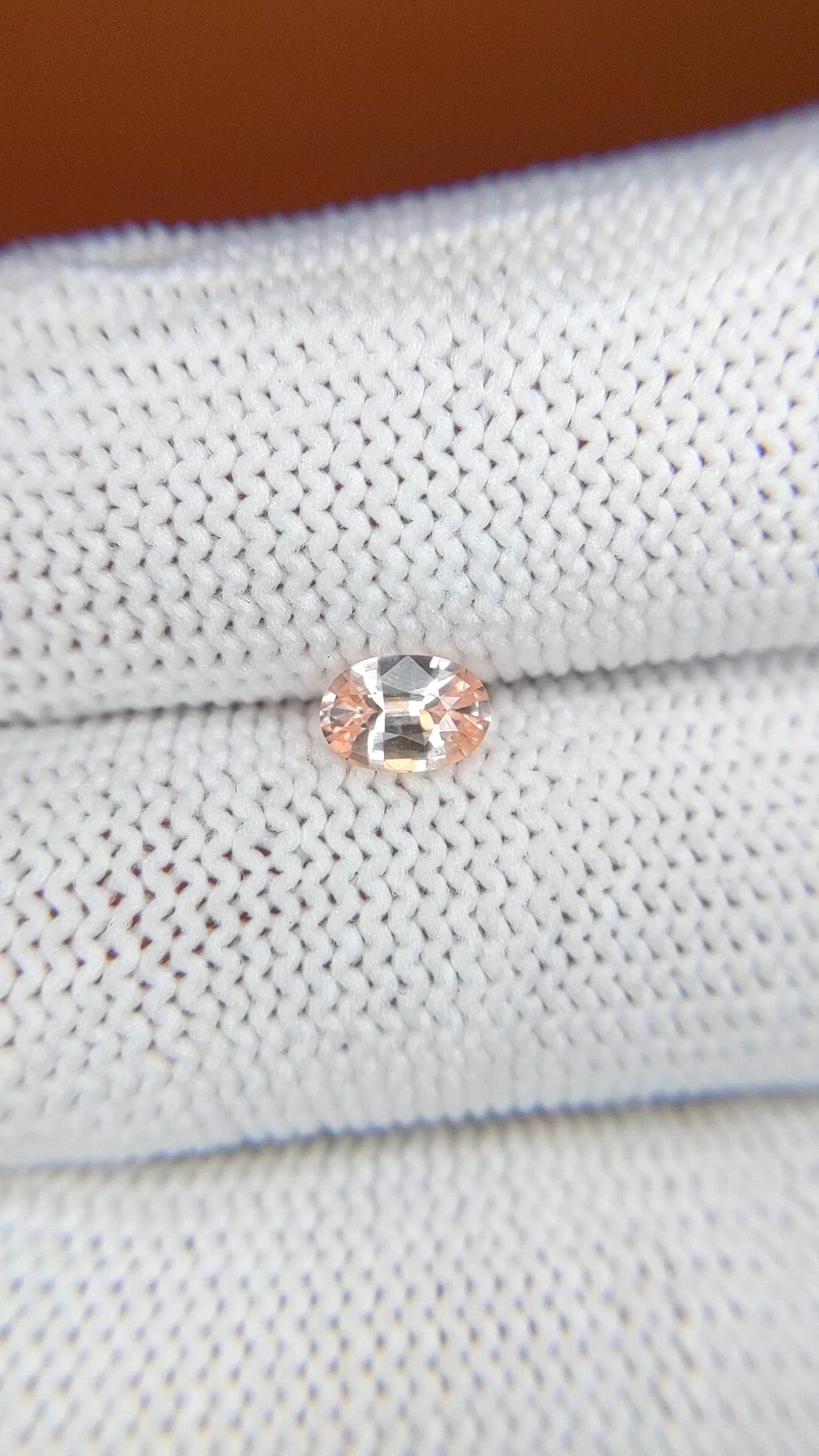 0.47 Ct. Padparadscha Sapphire from Ceylon (Sri Lanka) Size Video