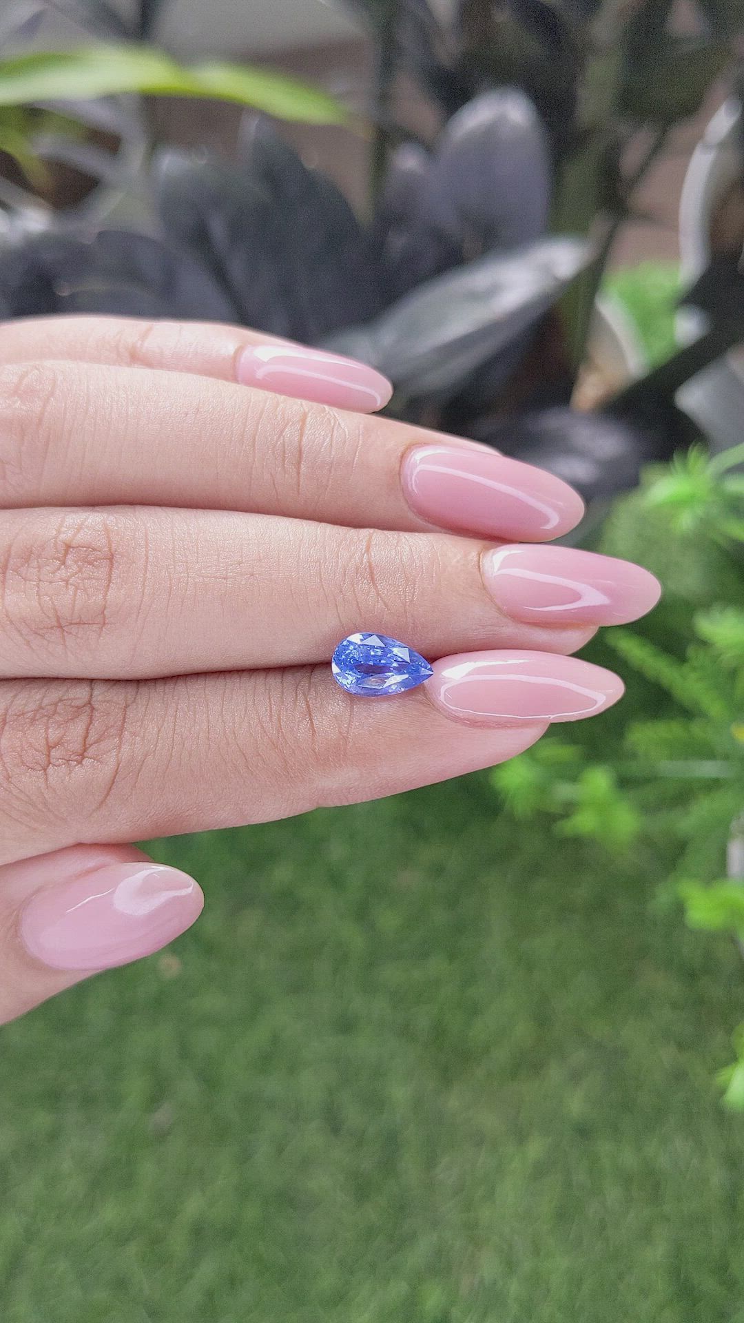 1.86 Ct. Blue Sapphire from Ceylon (Sri Lanka) Size Video