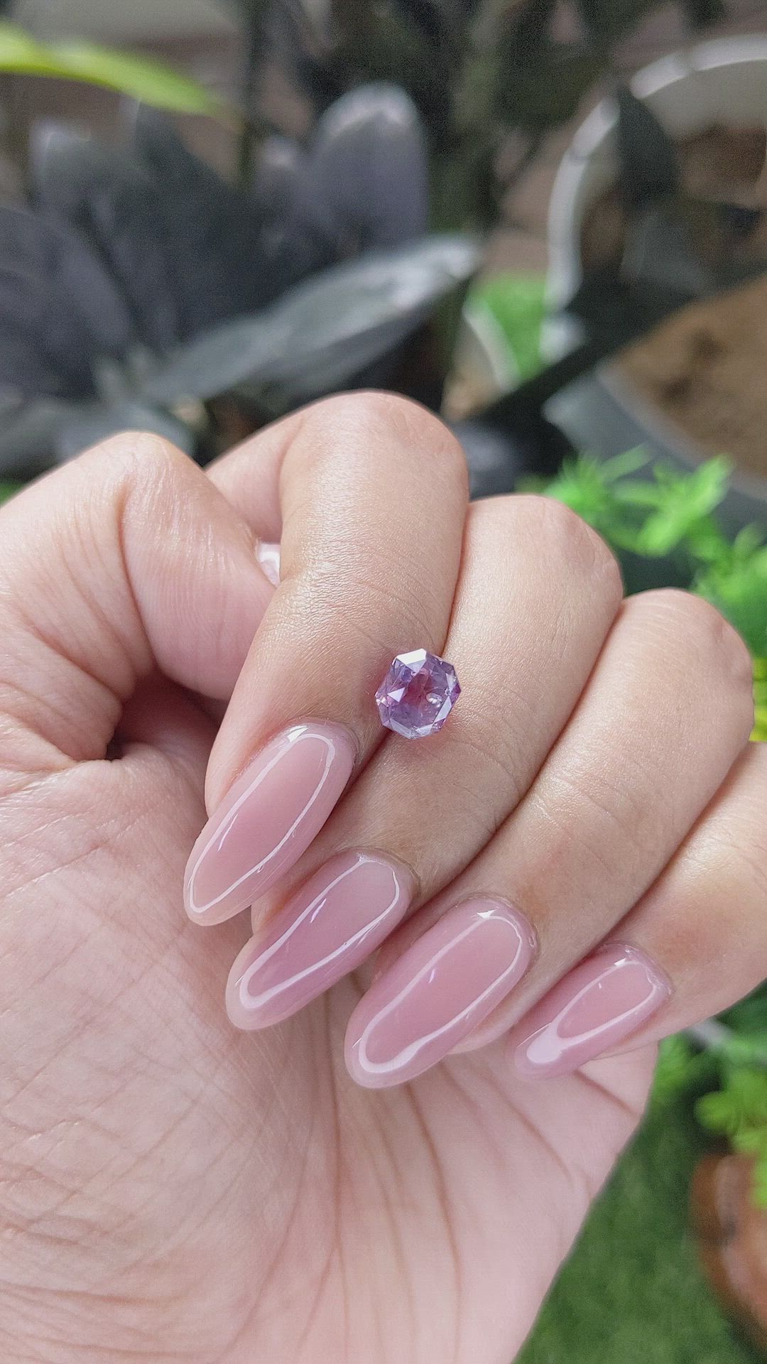 1.77 Ct. Pinkish Purple Sapphire from Ceylon (Sri Lanka) Size Video