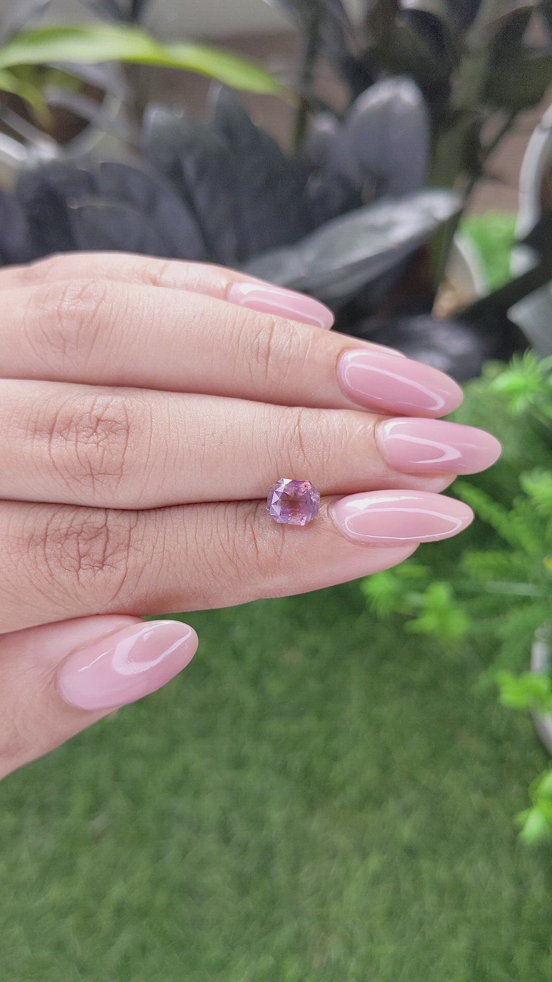 1.77 Ct. Pinkish Purple Sapphire from Ceylon (Sri Lanka) Size Video