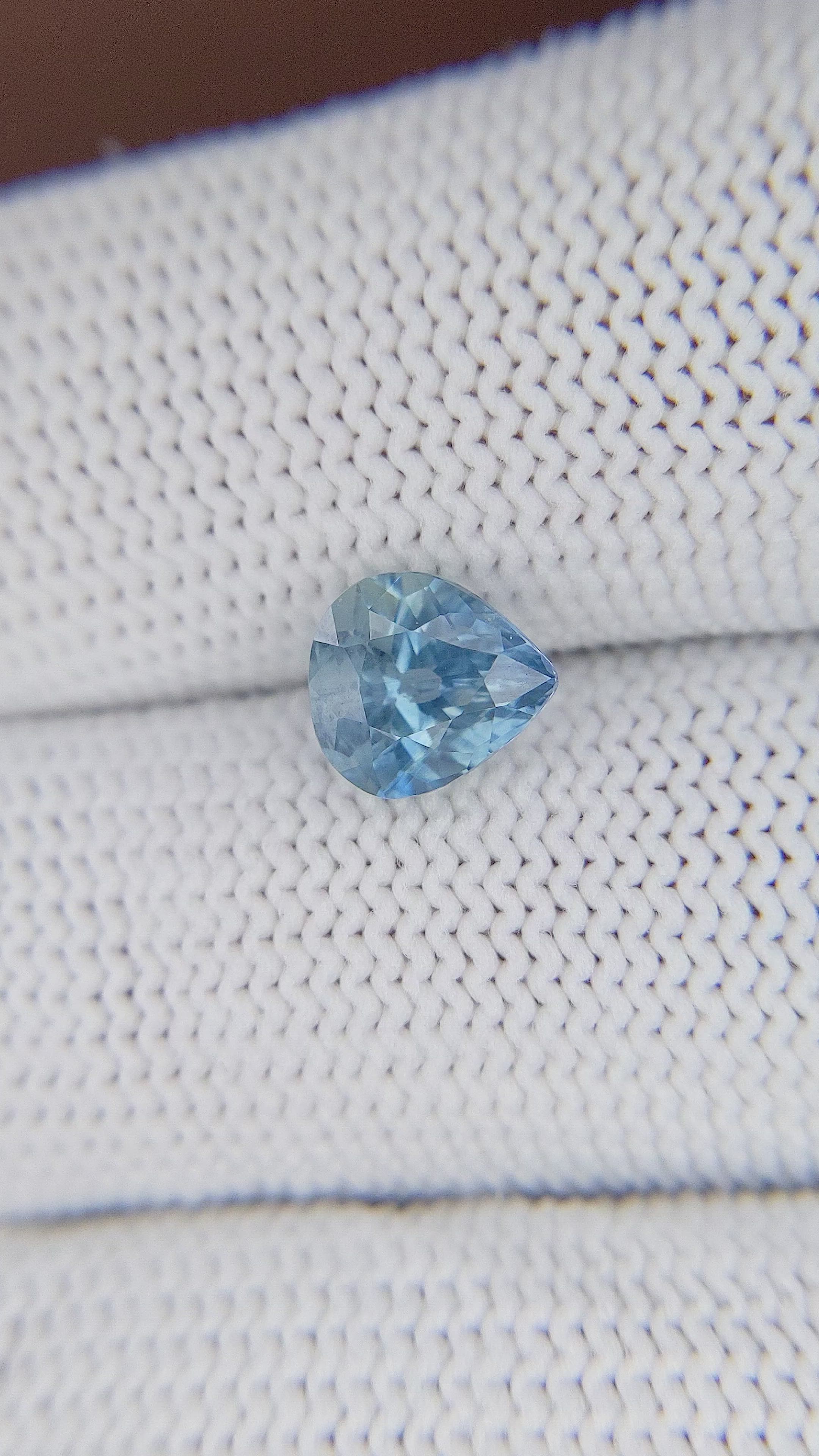 1.76 Ct. Greyish Blue Sapphire from Ceylon (Sri Lanka) Size Video
