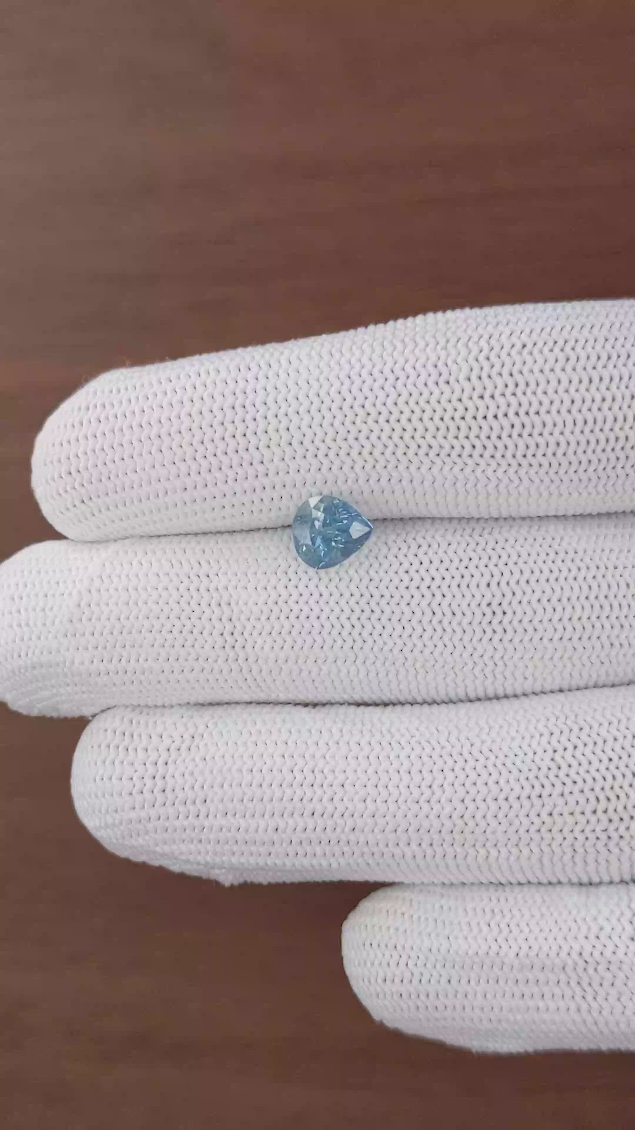 1.76 Ct. Greyish Blue Sapphire from Ceylon (Sri Lanka) Size Video