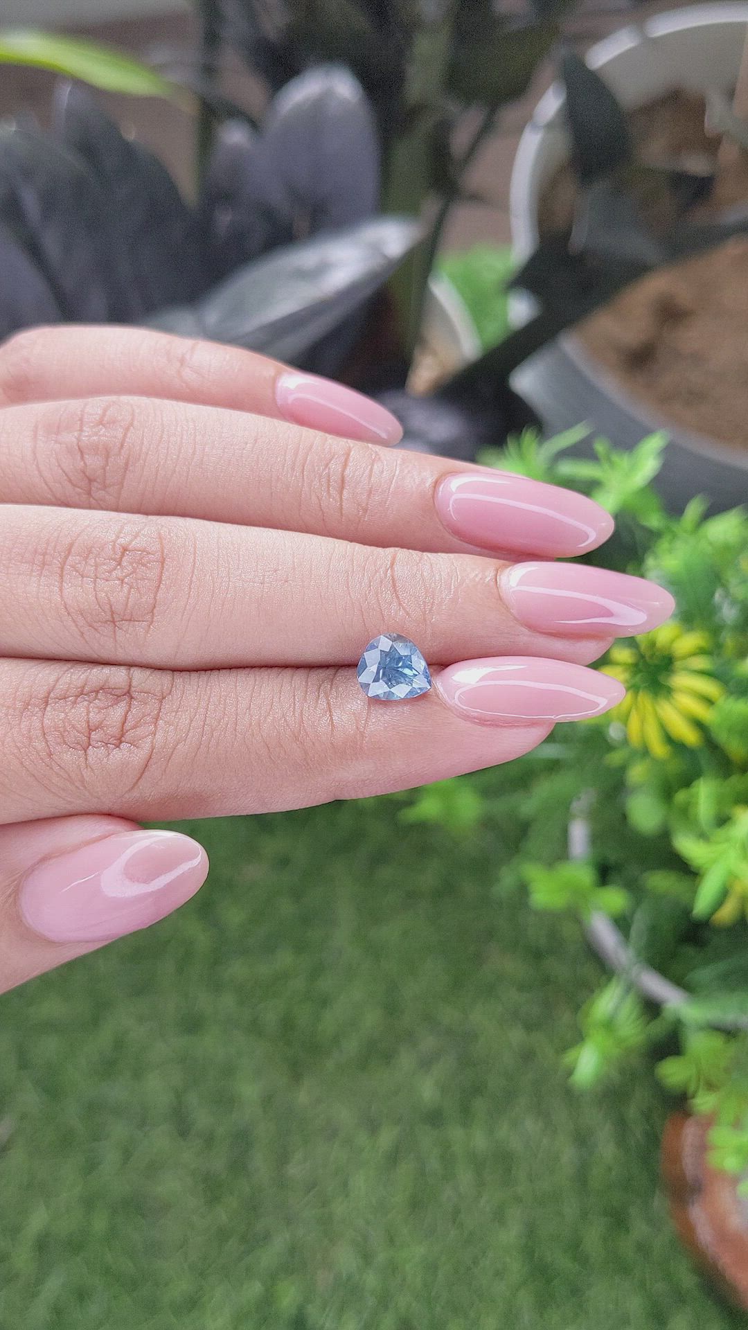 1.76 Ct. Greyish Blue Sapphire from Ceylon (Sri Lanka) Size Video