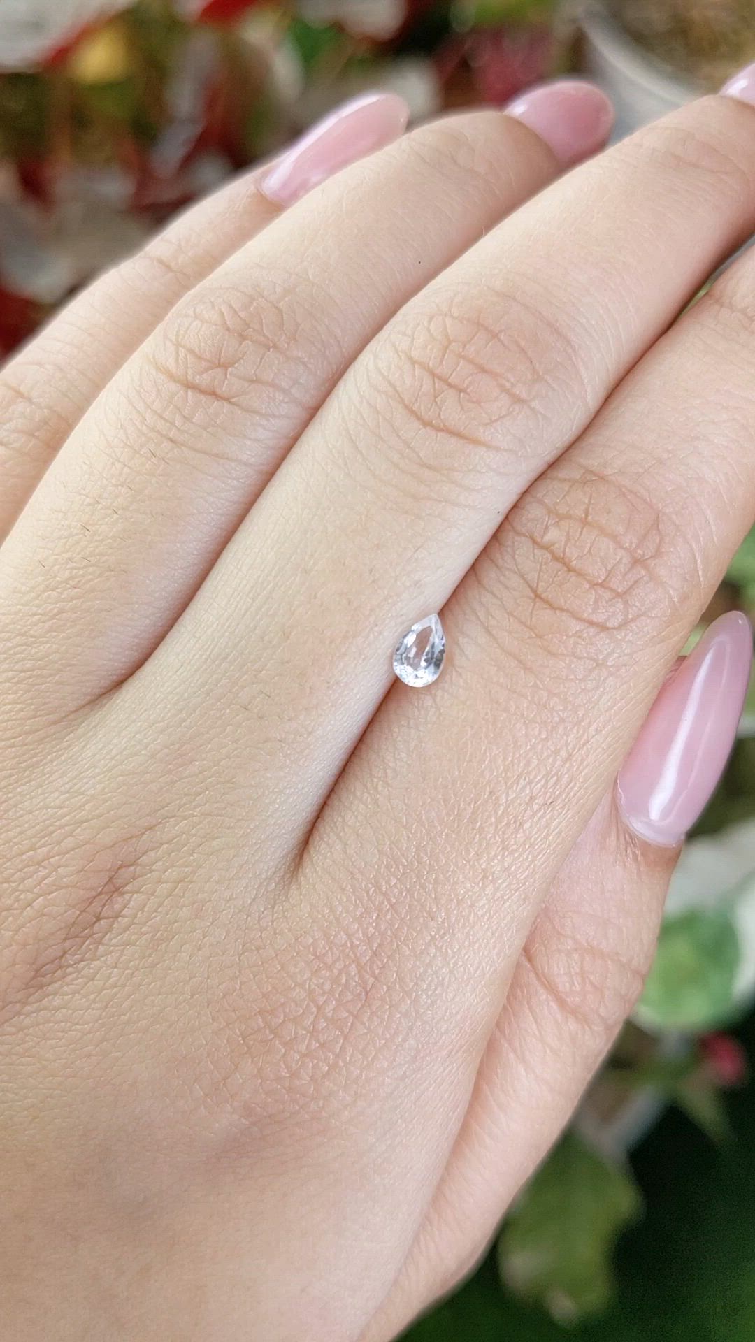 0.33 Ct. White Sapphire from Ceylon (Sri Lanka) Size Video