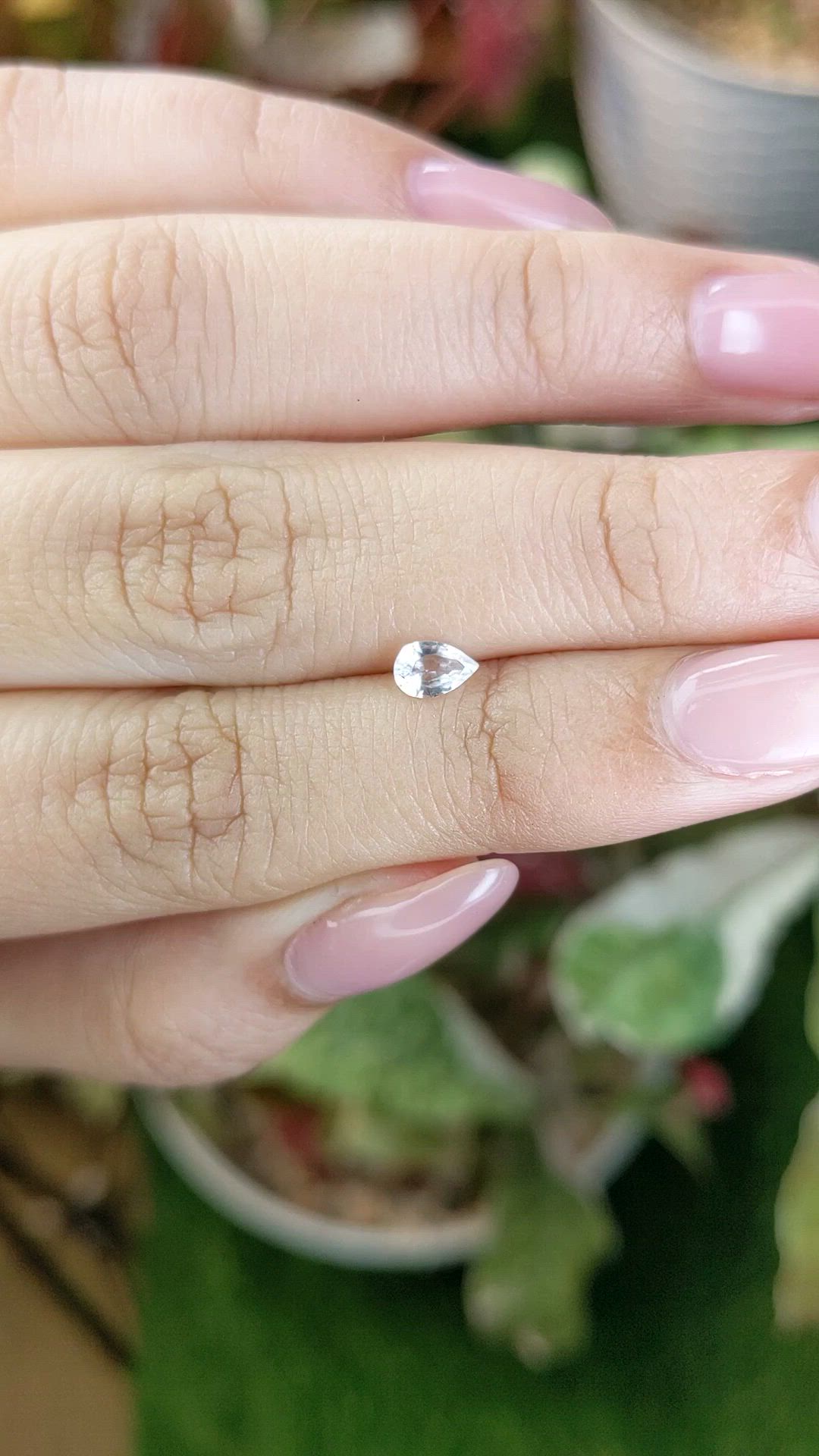 0.33 Ct. White Sapphire from Ceylon (Sri Lanka) Size Video