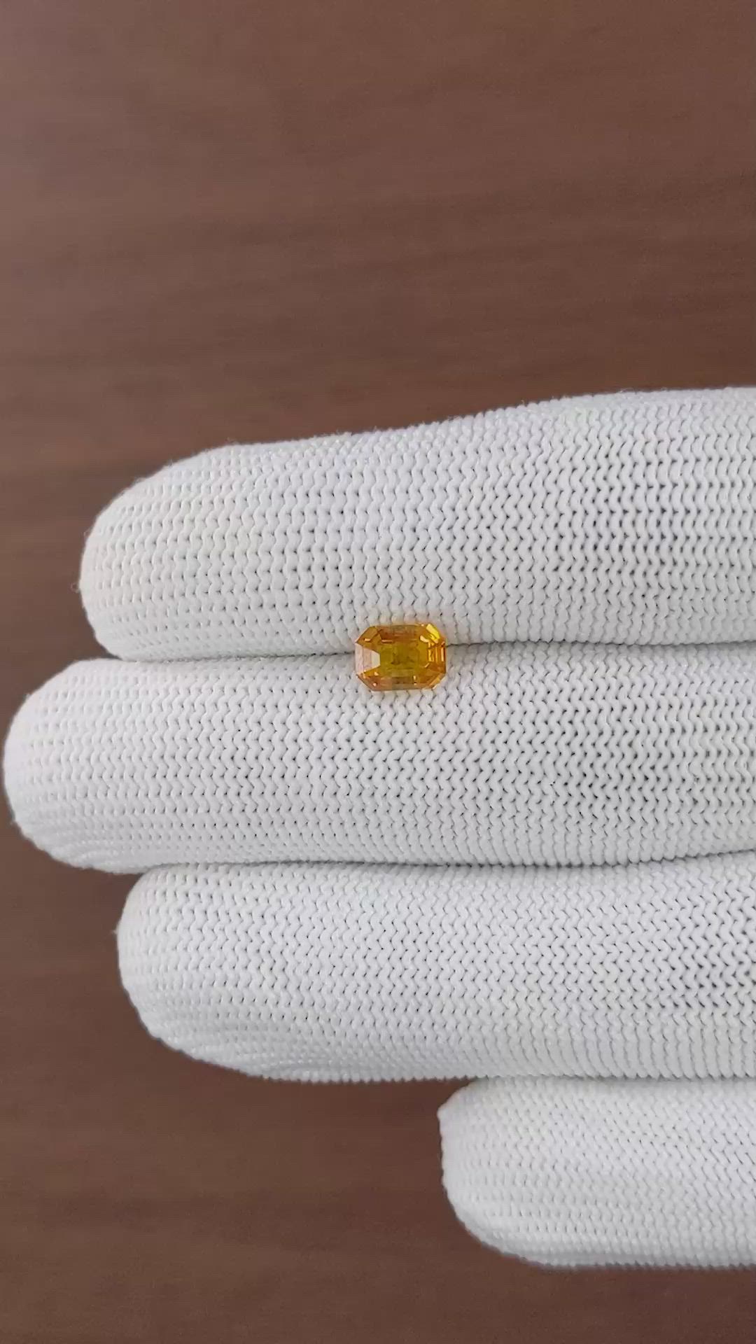 1.52 Ct. Yellowish Orange Sapphire from Ceylon (Sri Lanka) Size Video