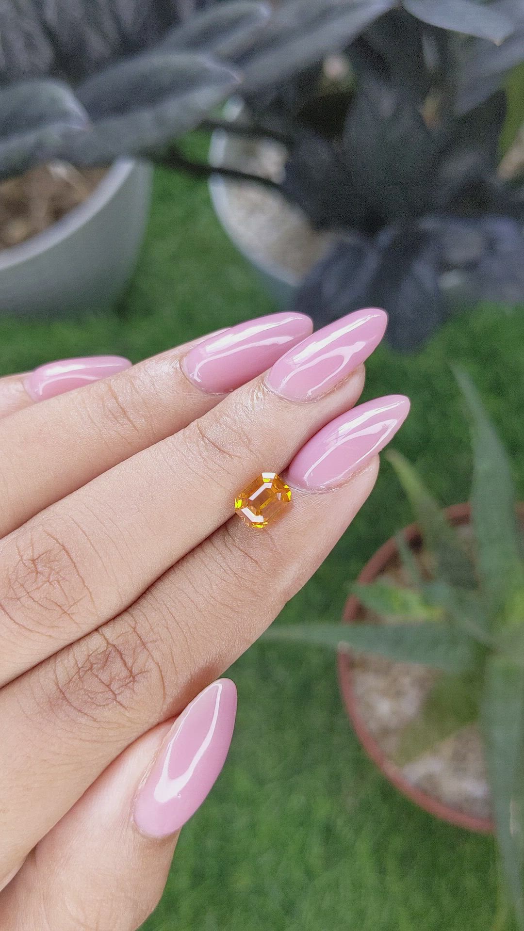 1.52 Ct. Yellowish Orange Sapphire from Ceylon (Sri Lanka) Size Video