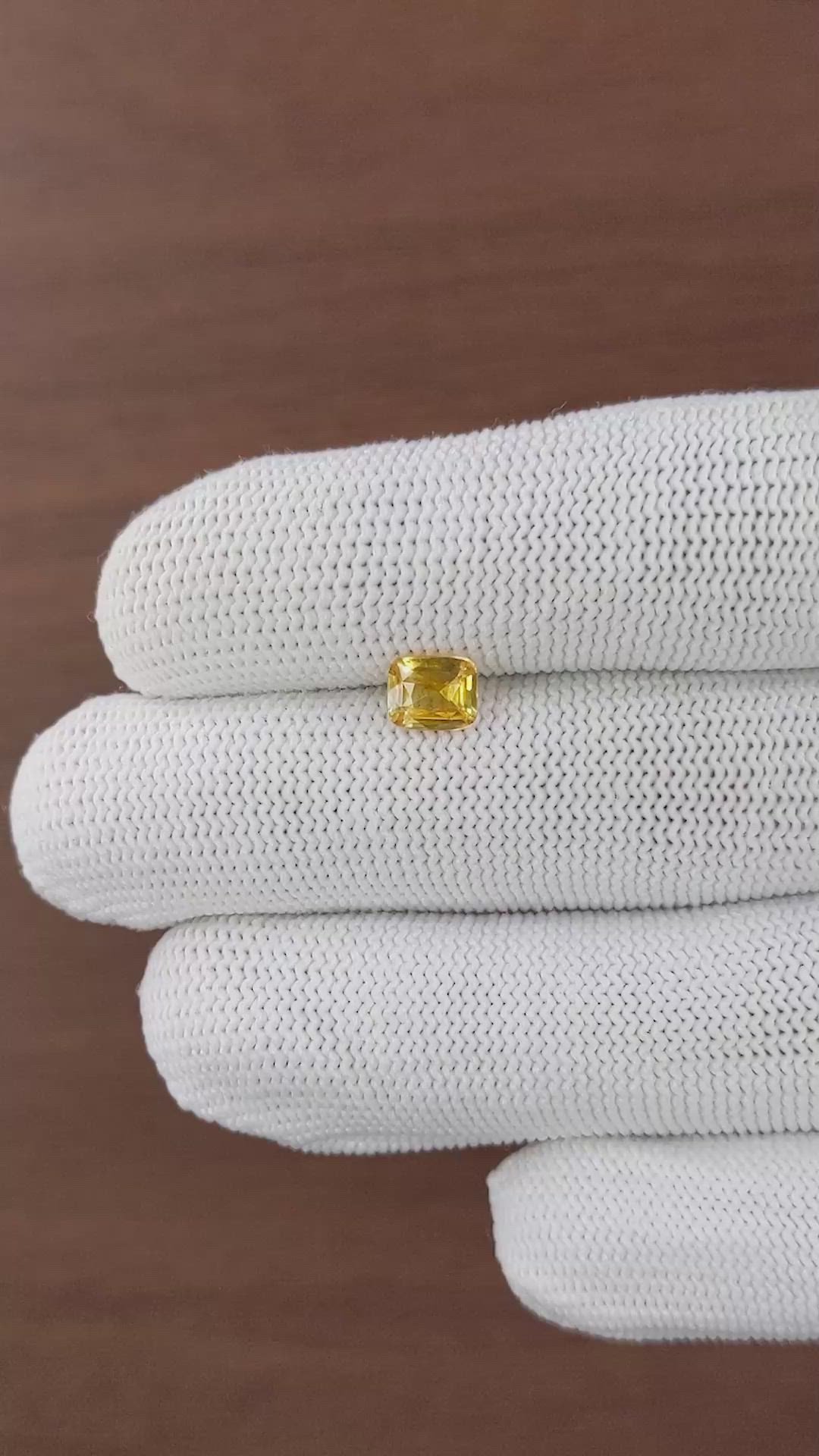 1.03 Ct. Yellow Sapphire from Ceylon (Sri Lanka) Size Video
