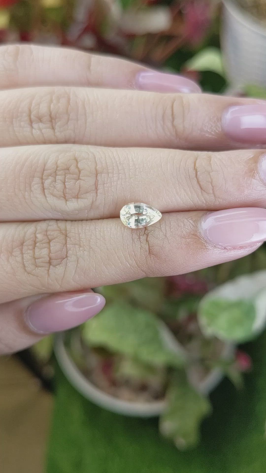 1.15 Ct. Yellow Sapphire from Ceylon (Sri Lanka) Size Video