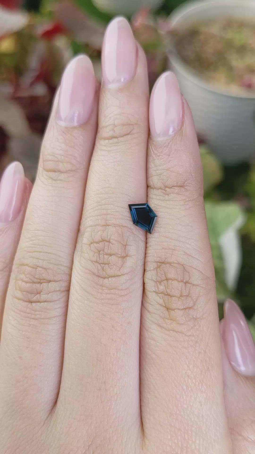 0.75 Ct. Greenish Blue Sapphire from Ceylon (Sri Lanka) Size Video