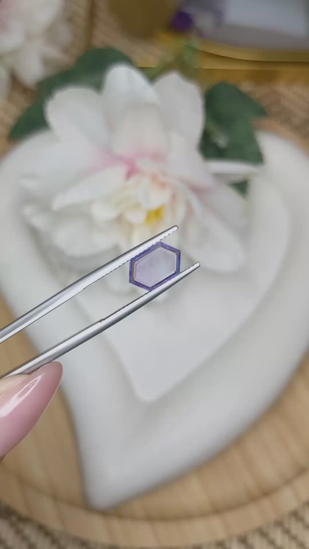 1.34 Ct. Bluish Purple Sapphire from Ceylon (Sri Lanka) Size Video