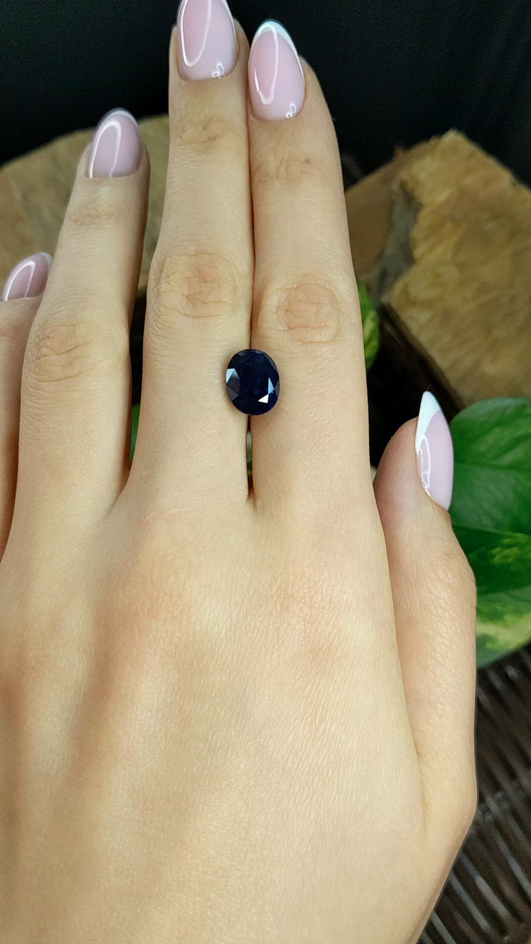 5.46 Ct. Blue Sapphire from Ceylon (Sri Lanka) Size Video