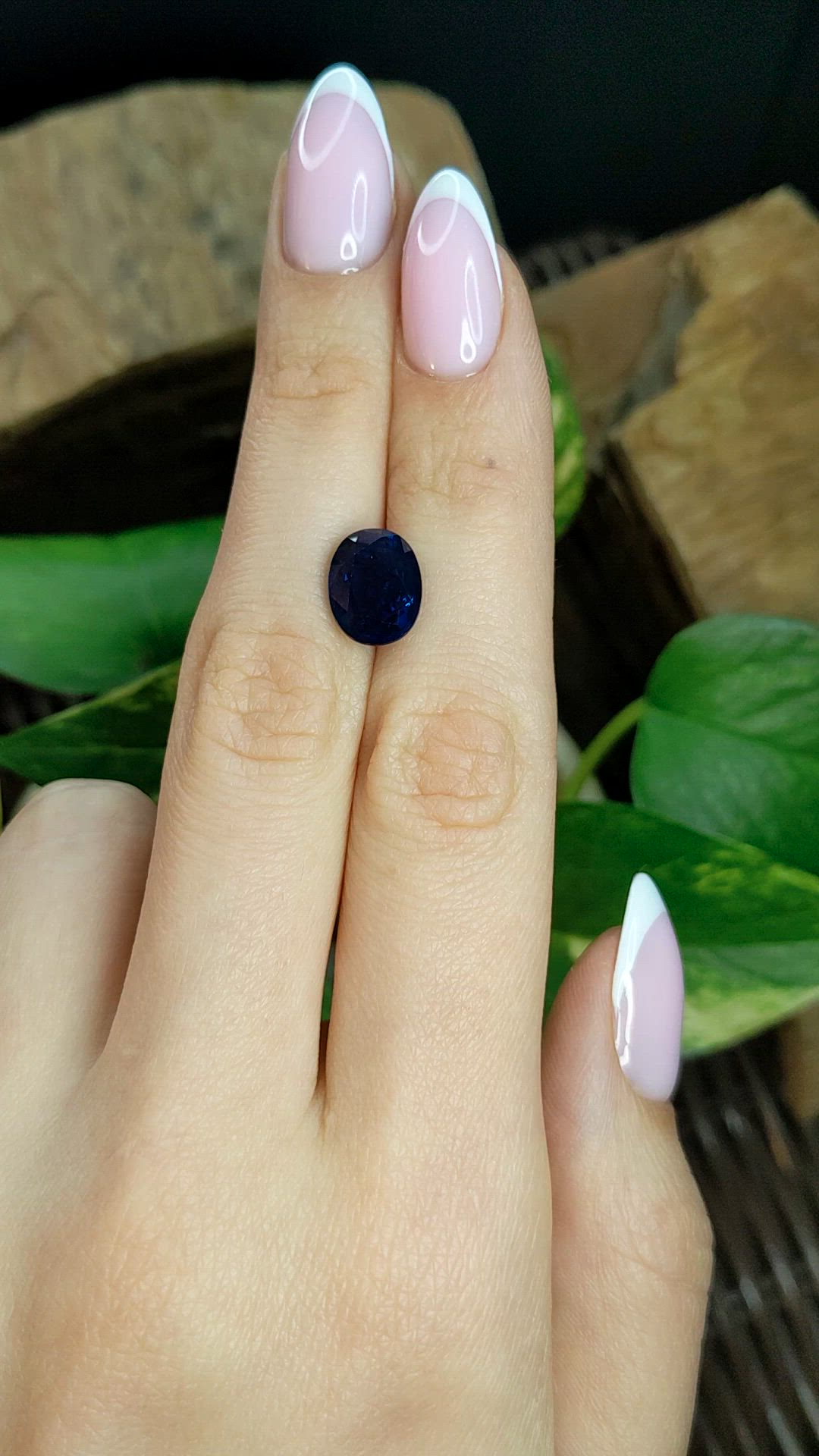 5.46 Ct. Blue Sapphire from Ceylon (Sri Lanka) Size Video