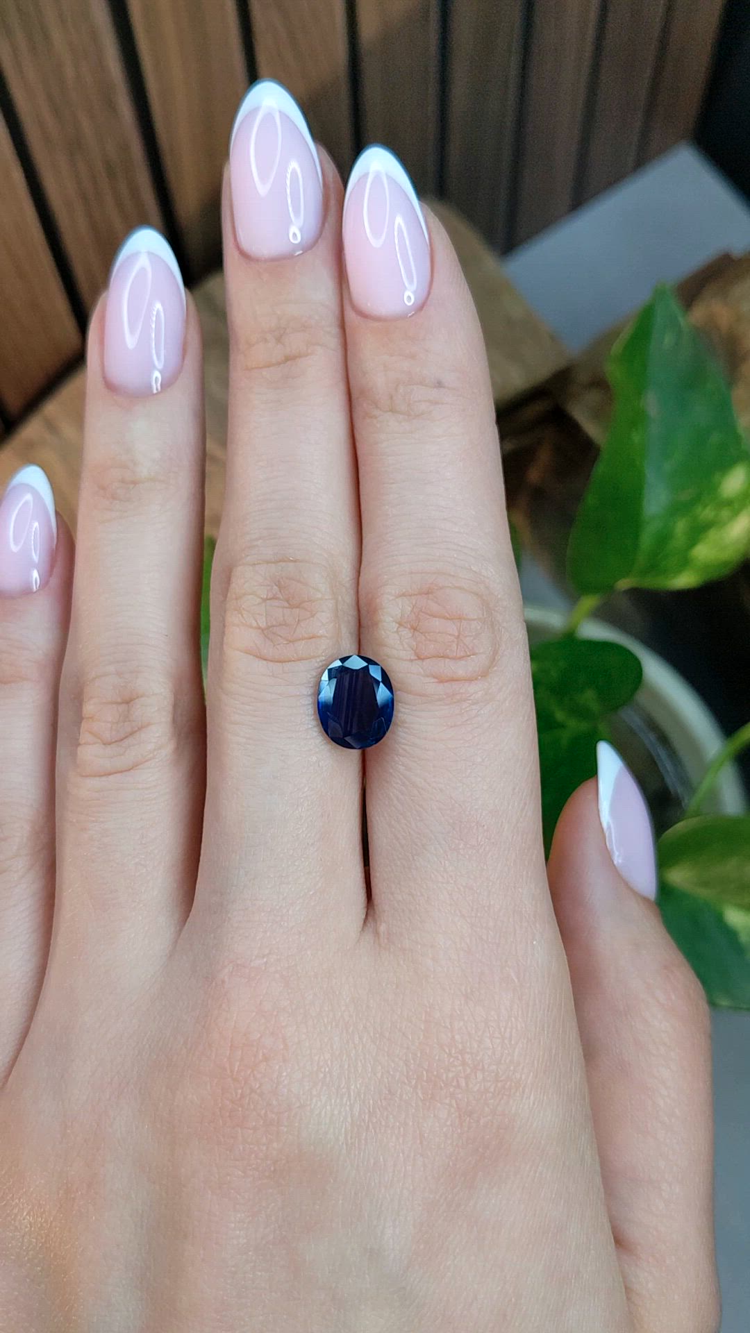 3.27 Ct. Blue Sapphire from Ceylon (Sri Lanka) Size Video