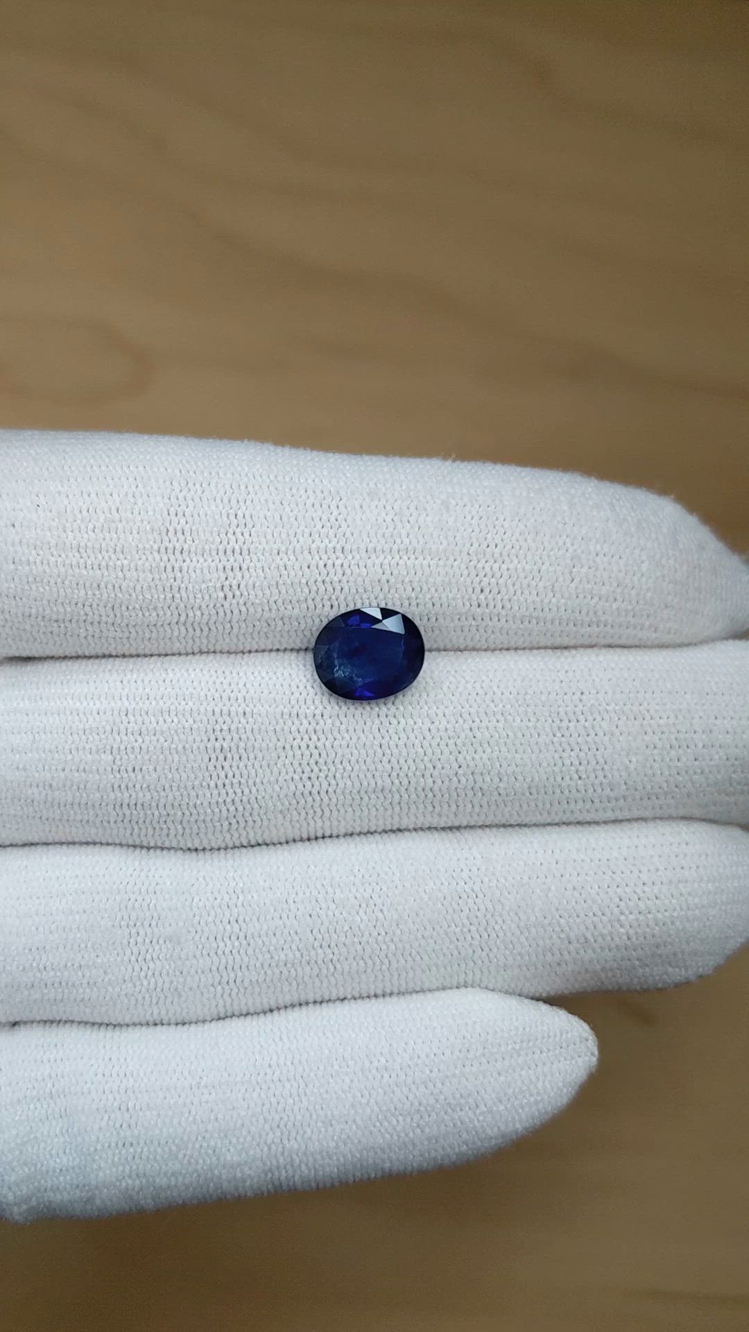 3.53 Ct. Blue Sapphire from Ceylon (Sri Lanka) Size Video