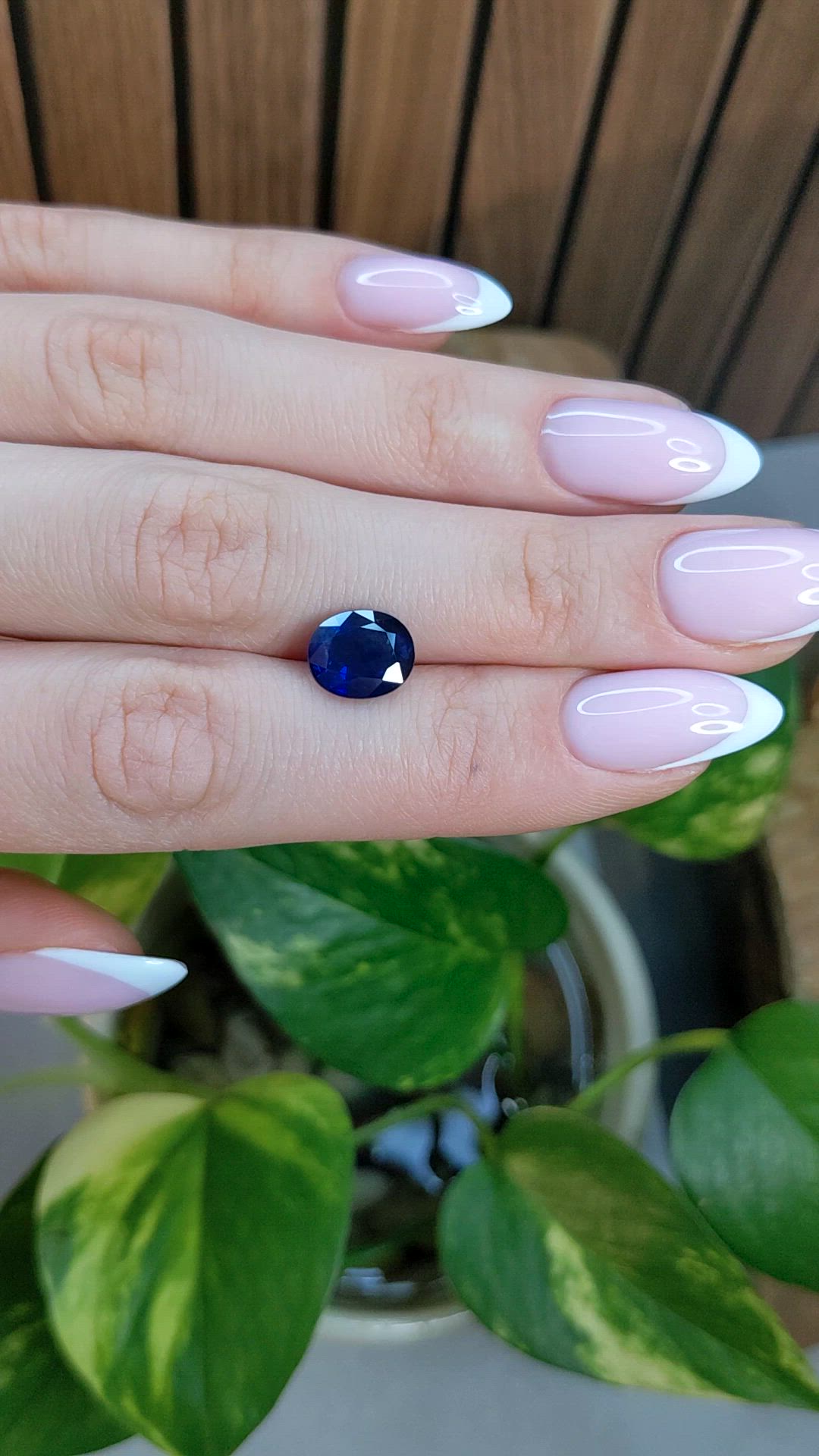 3.53 Ct. Blue Sapphire from Ceylon (Sri Lanka) Size Video