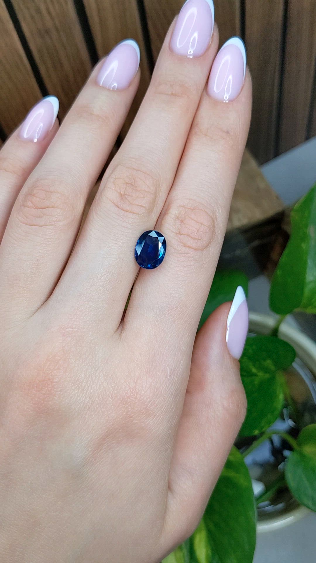 3.21 Ct. Blue Sapphire from Ceylon (Sri Lanka) Size Video