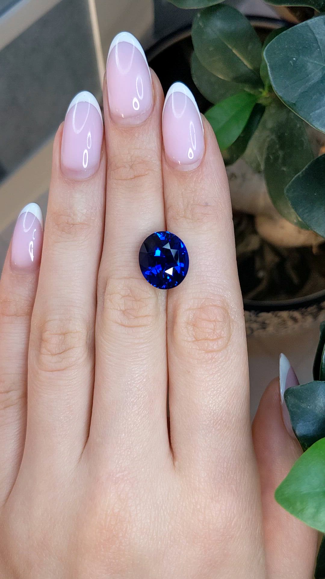 10.03 Ct. Blue Sapphire from Ceylon (Sri Lanka) Size Video