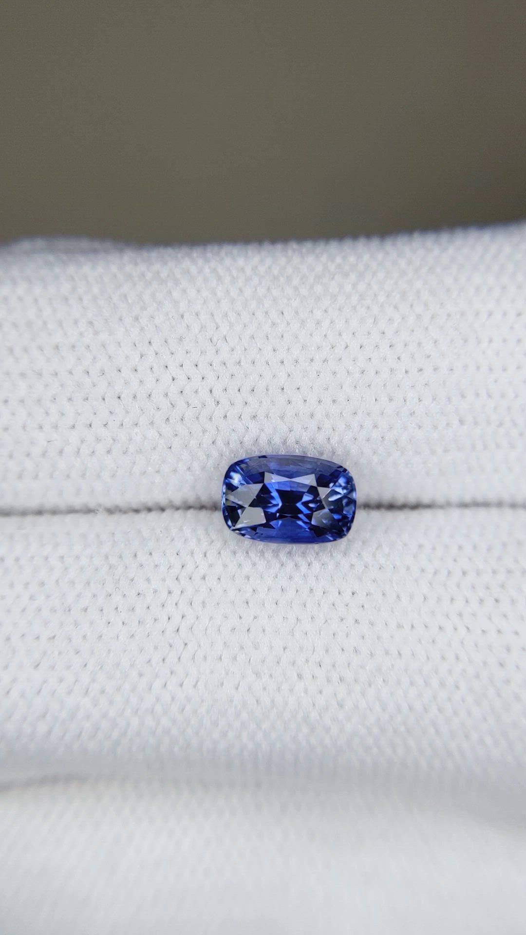 1.43 Ct. Purplish Blue Sapphire from Ceylon (Sri Lanka) Size Video