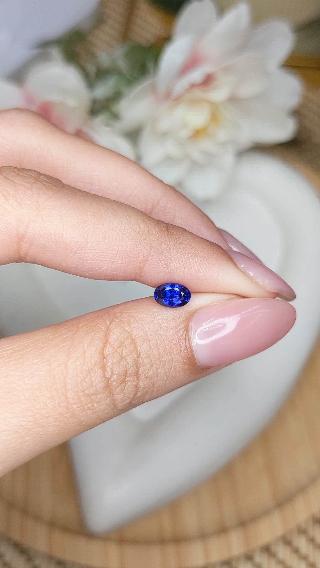 0.82 Ct. Purplish Blue Sapphire from Ceylon (Sri Lanka) Size Video